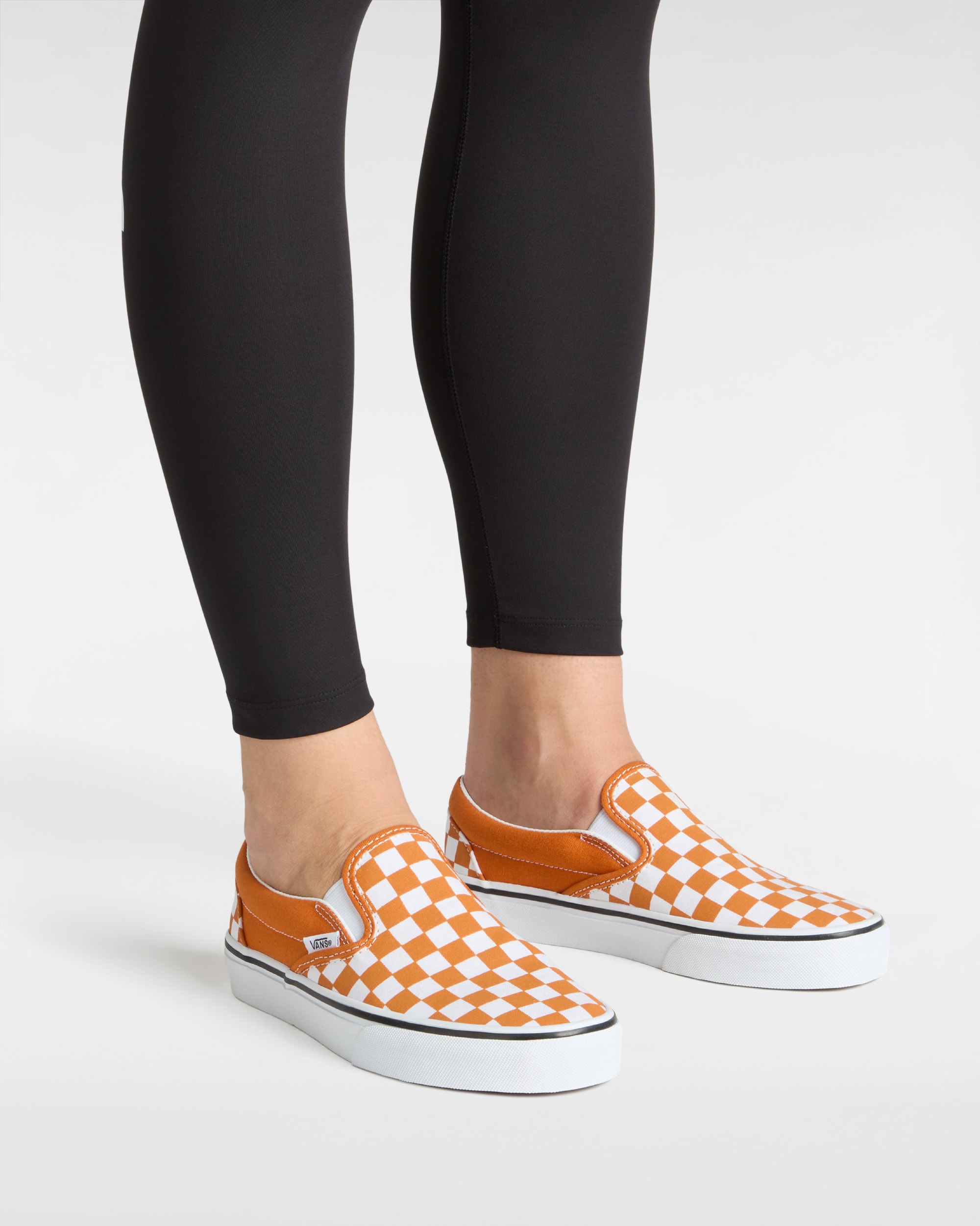 Chaussures SlipOn Checkerboard VANS Orange ALT4