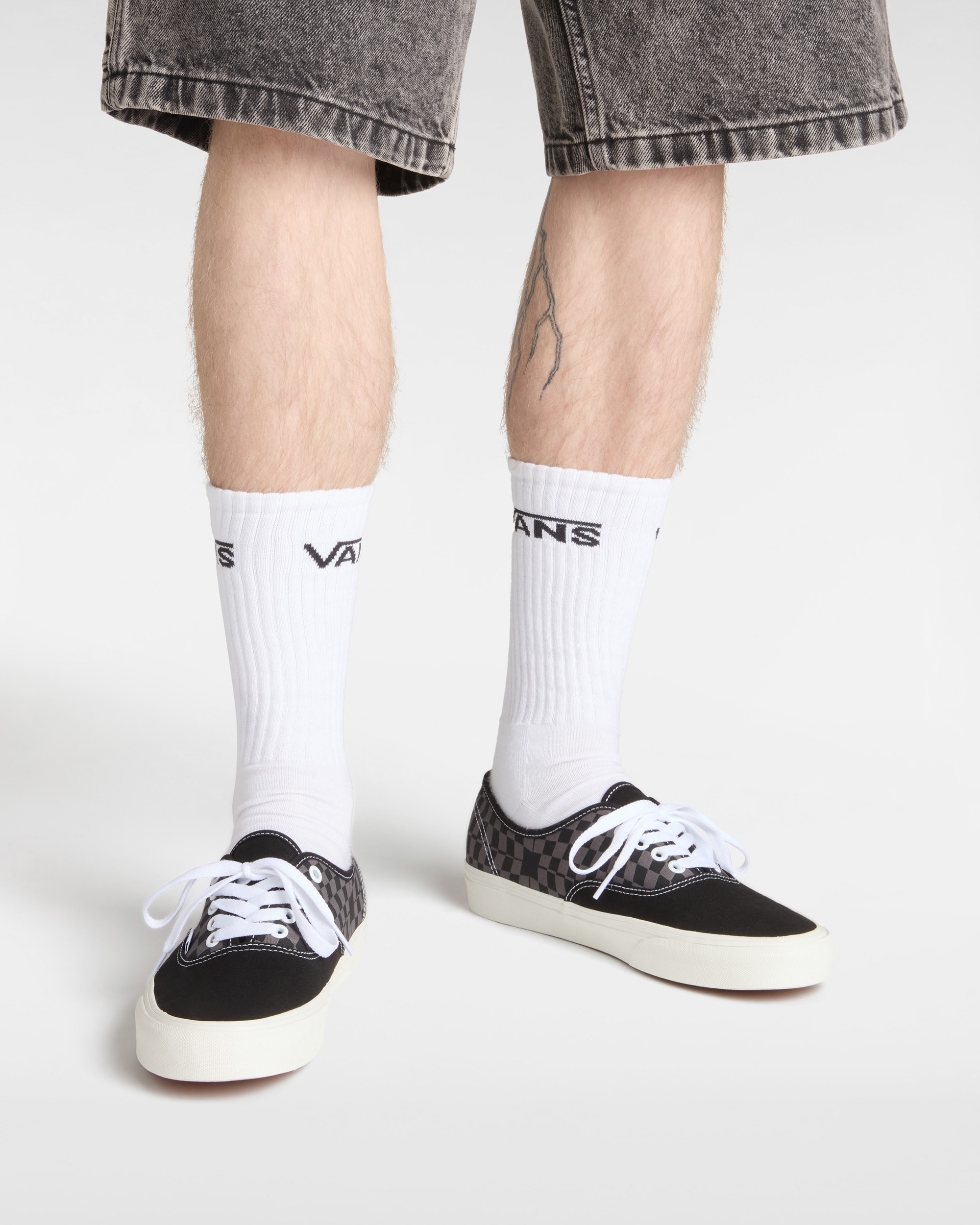 Chaussures Authentic VANS Noir ALT4