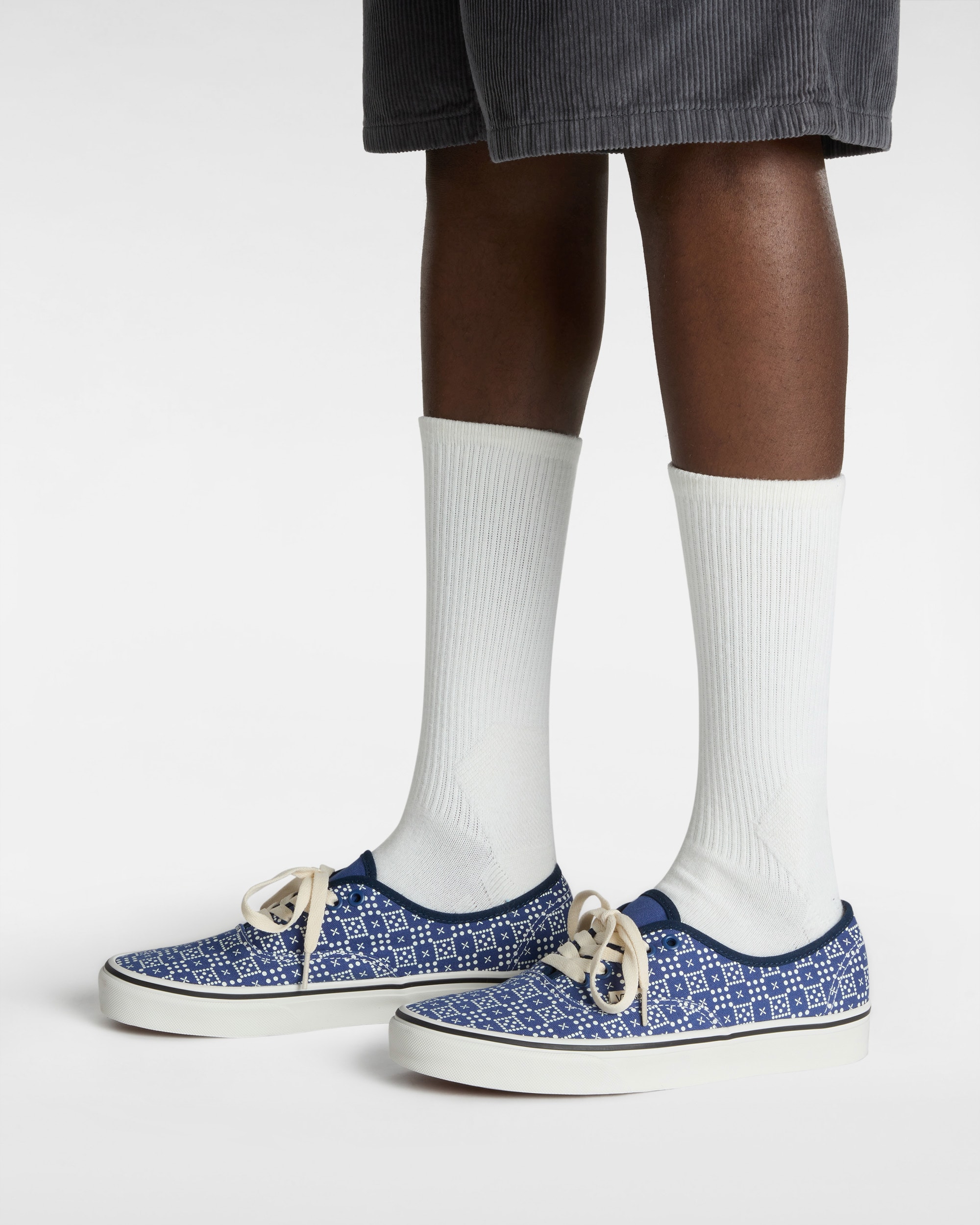 Chaussures Authentic VANS Bleu ALT4