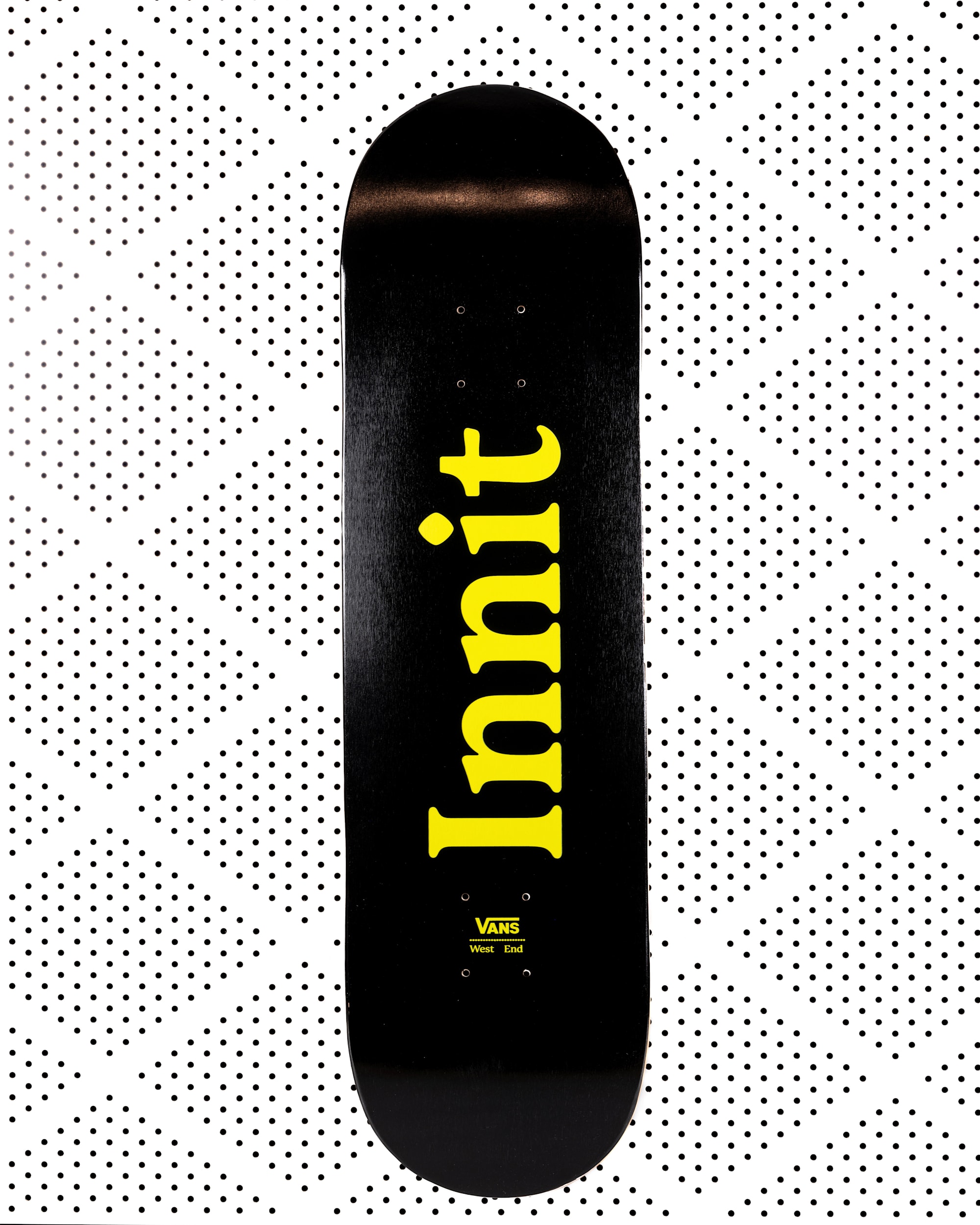Innit Skate Deck in Black| Vans UK