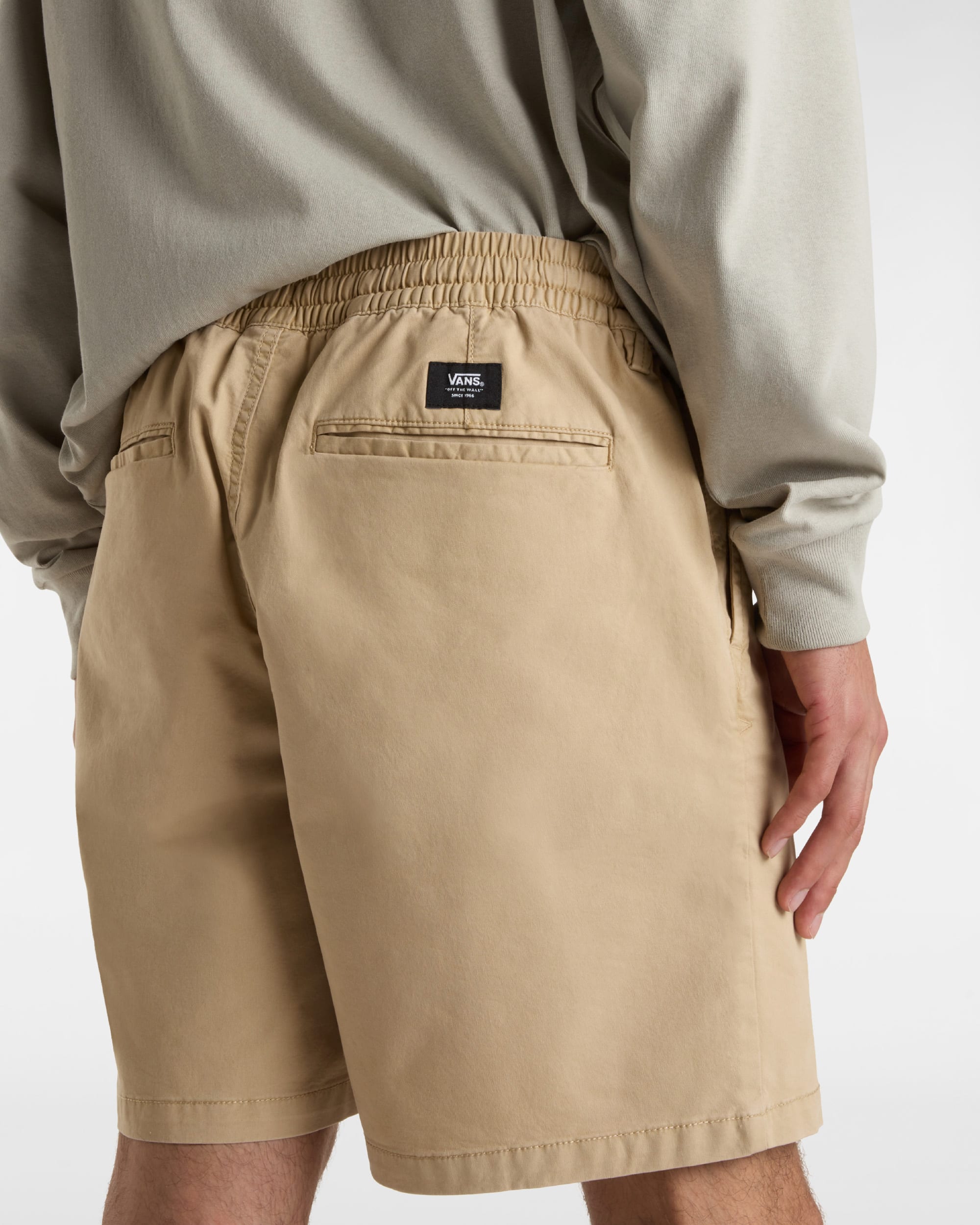 Pantaln corto elstico de corte holgado VANS Beis ALT7