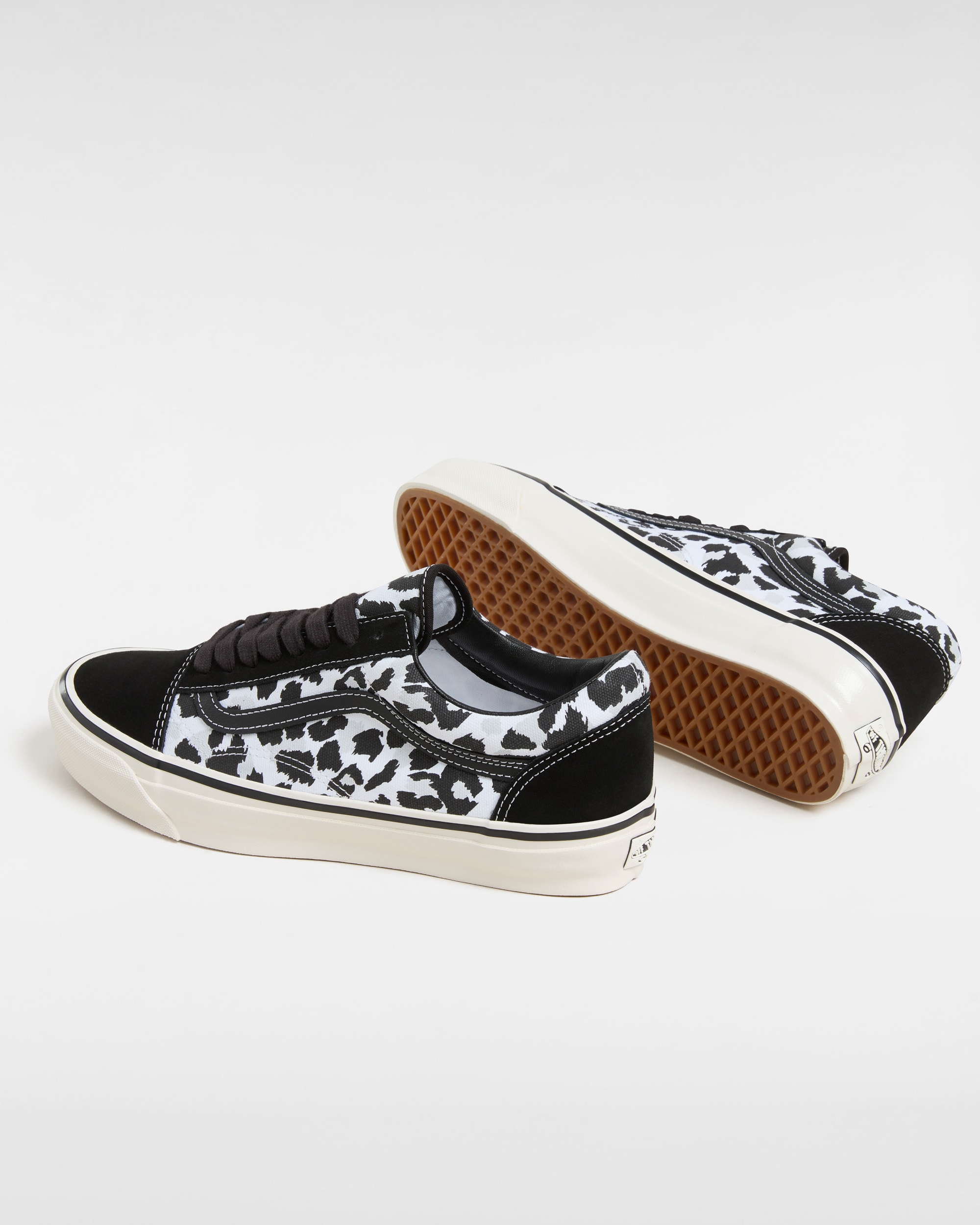 Chaussures Premium Old Skool VANS Noir ALT4
