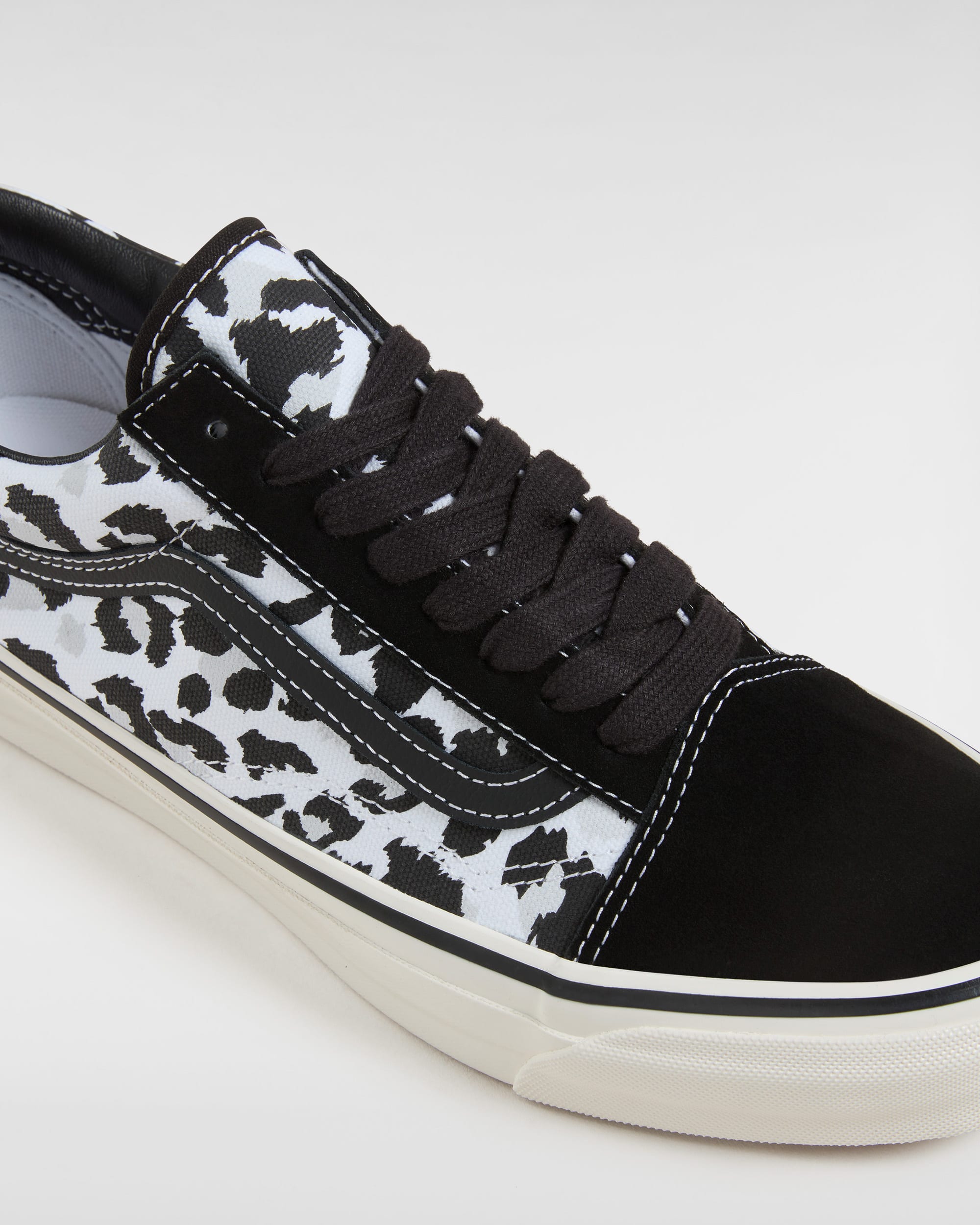 Chaussures Premium Old Skool VANS Noir ALT5