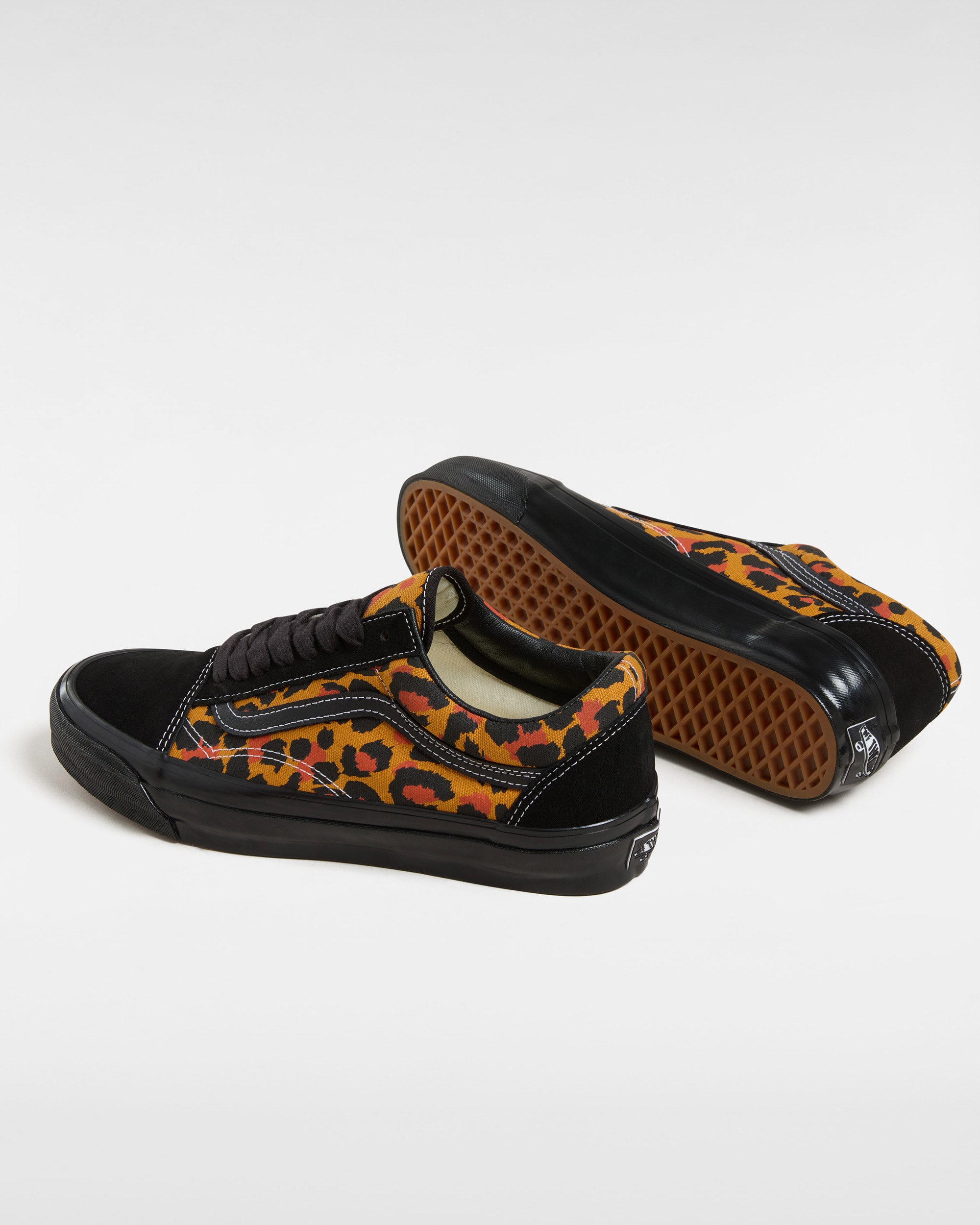 Chaussures Premium Old Skool VANS Noir ALT4