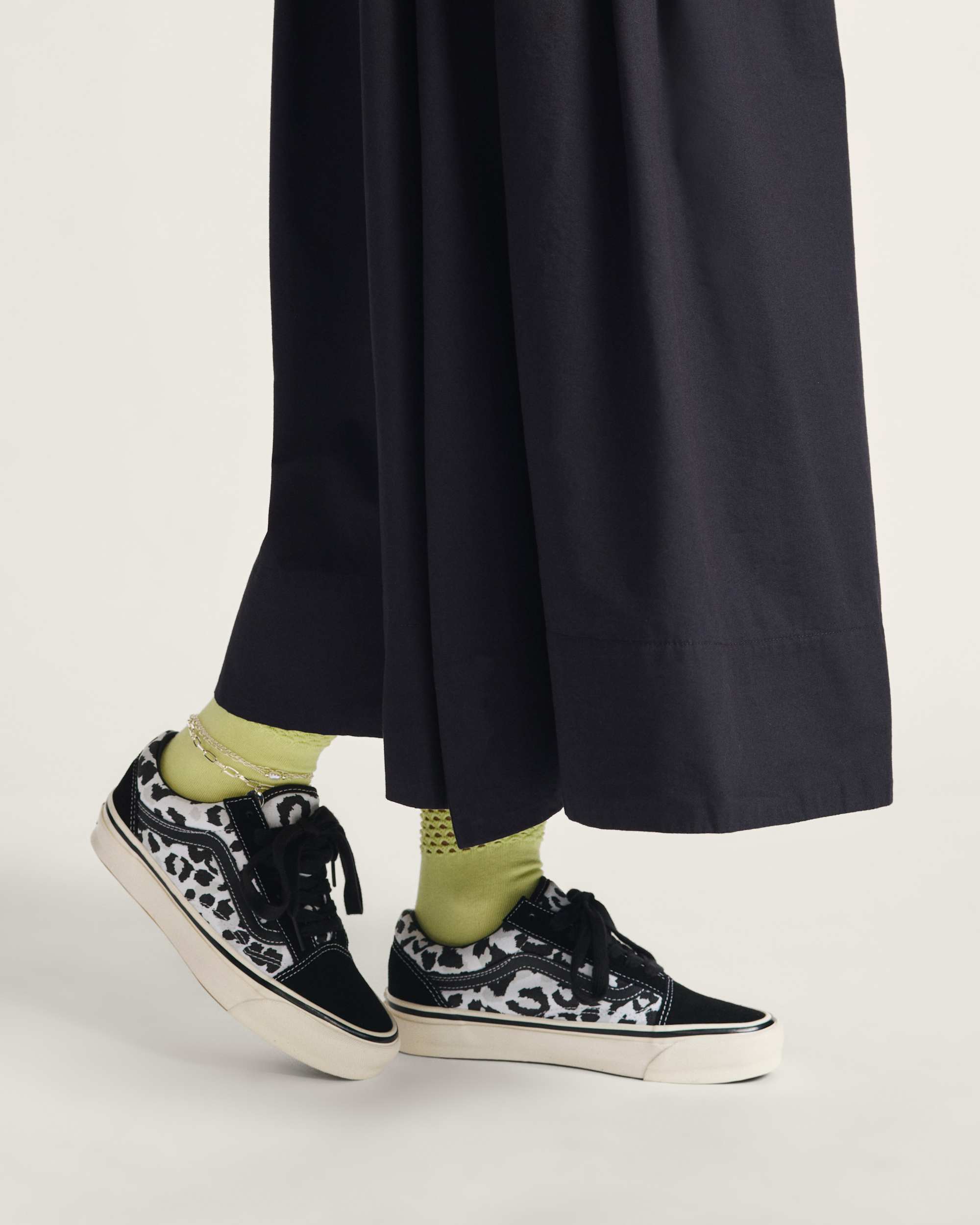 Chaussures Premium Old Skool VANS Noir ALT1