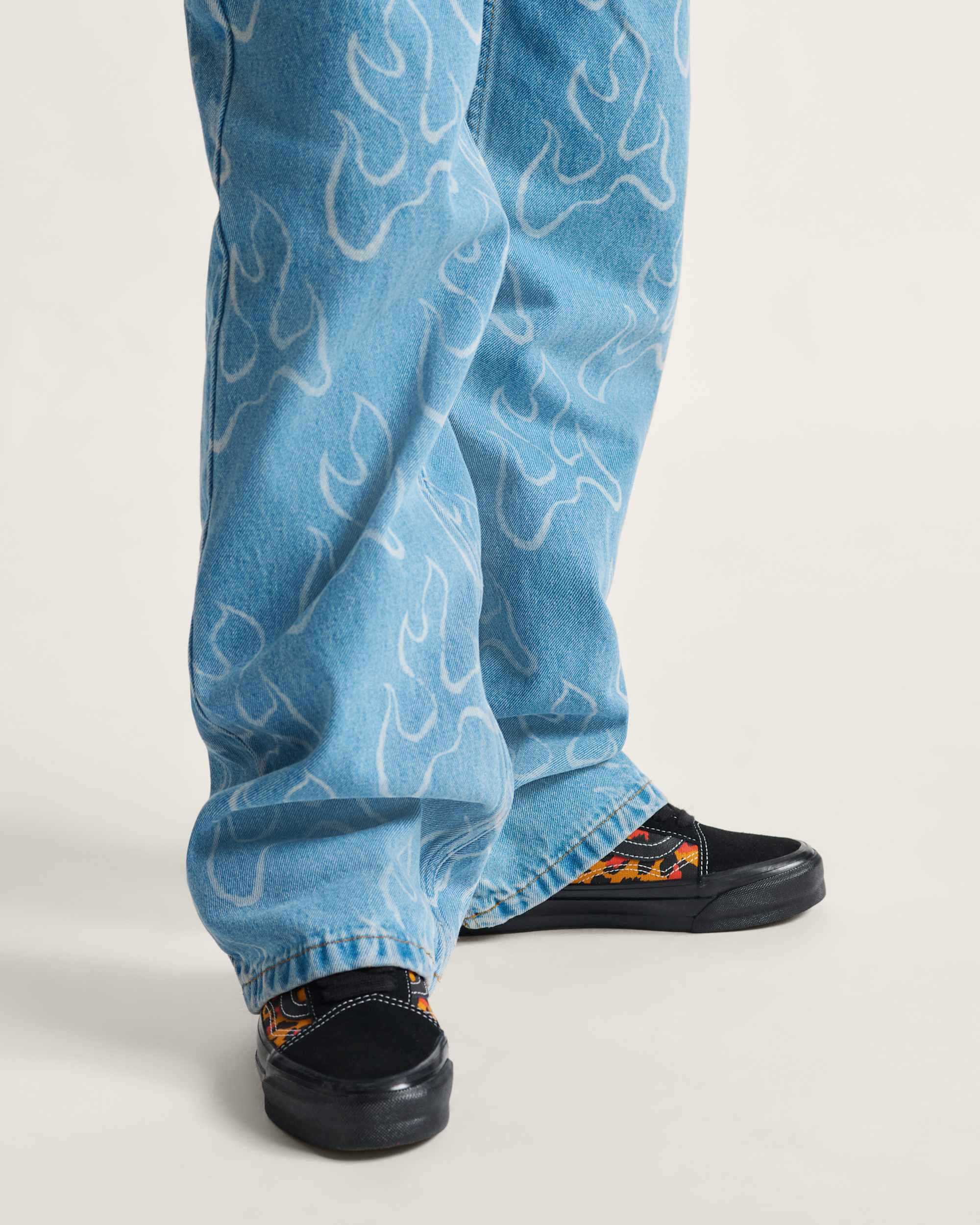 Chaussures Premium Old Skool VANS Noir ALT1