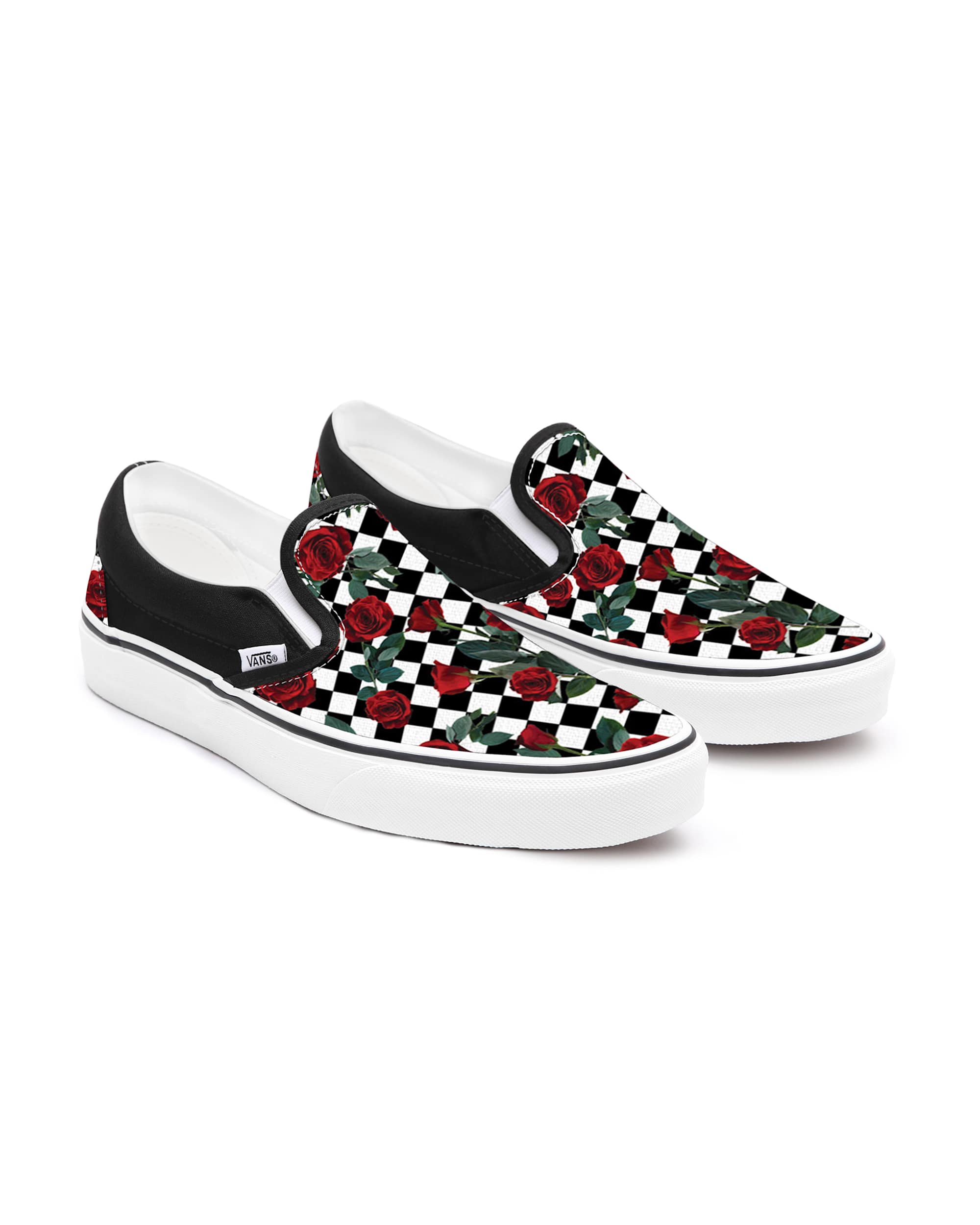 Personalisierbare Checkerboard Roses SlipOn mit weiter Passform VANS SchwarzWei HERO