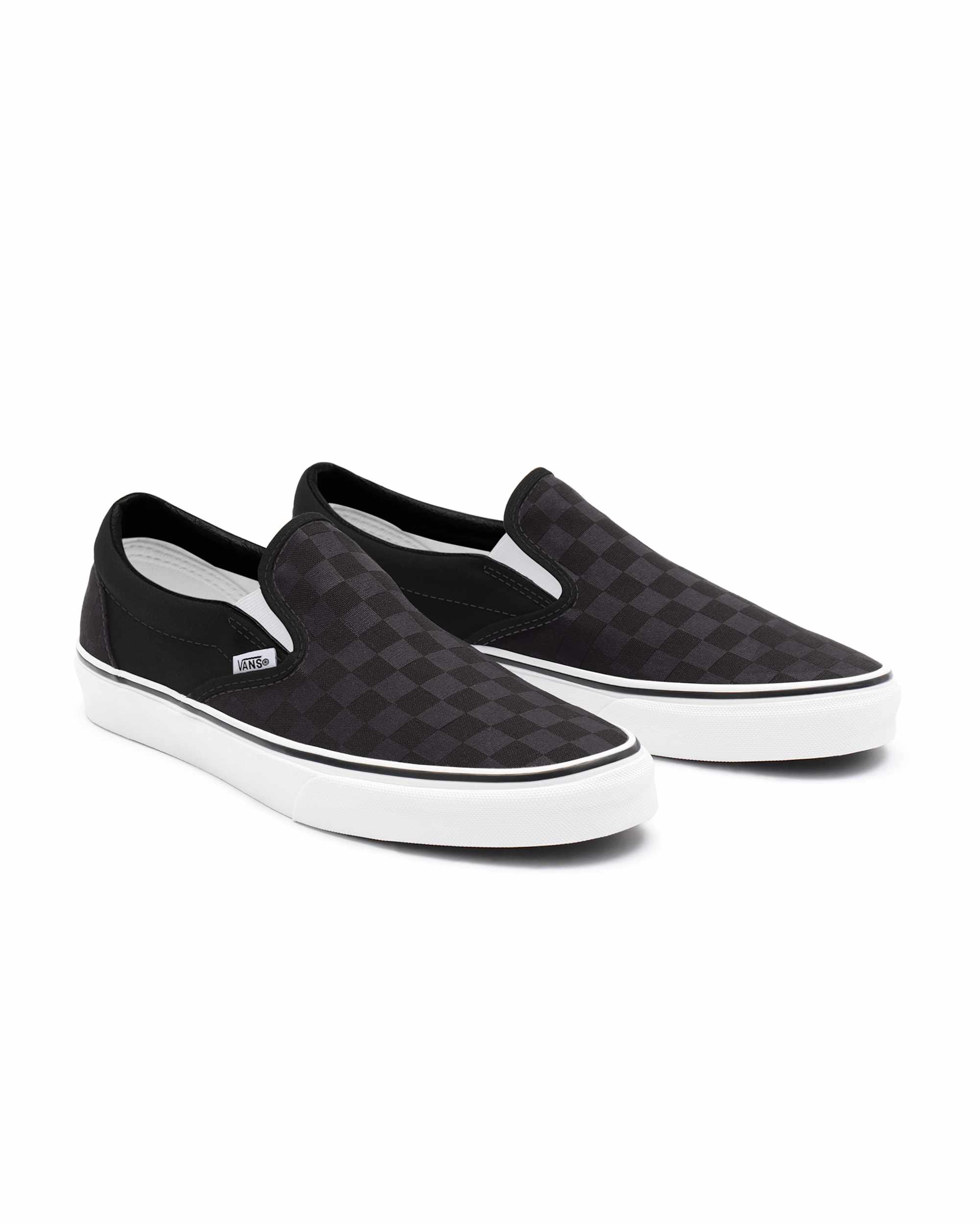 Personalisierbare Black Checkerboard SlipOn mit breiter Passform VANS Schwarz HERO