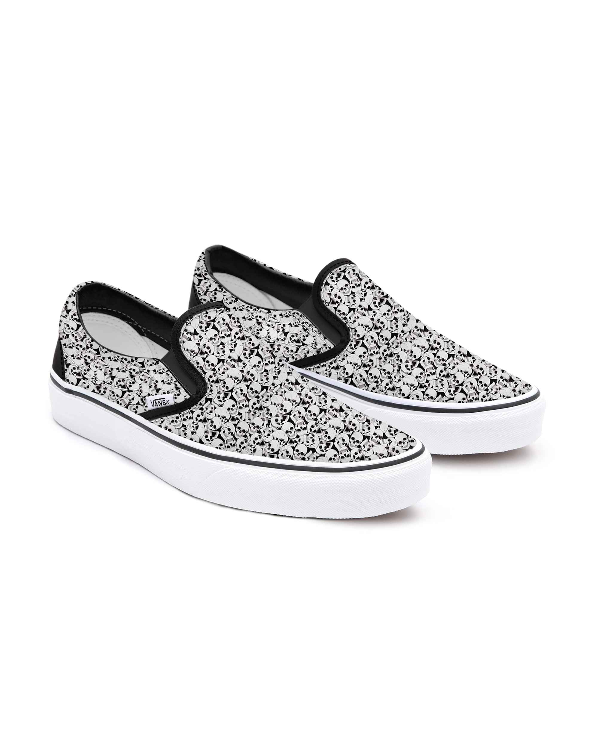 Personalisierbare Skulls SlipOn VANS Schwarz HERO