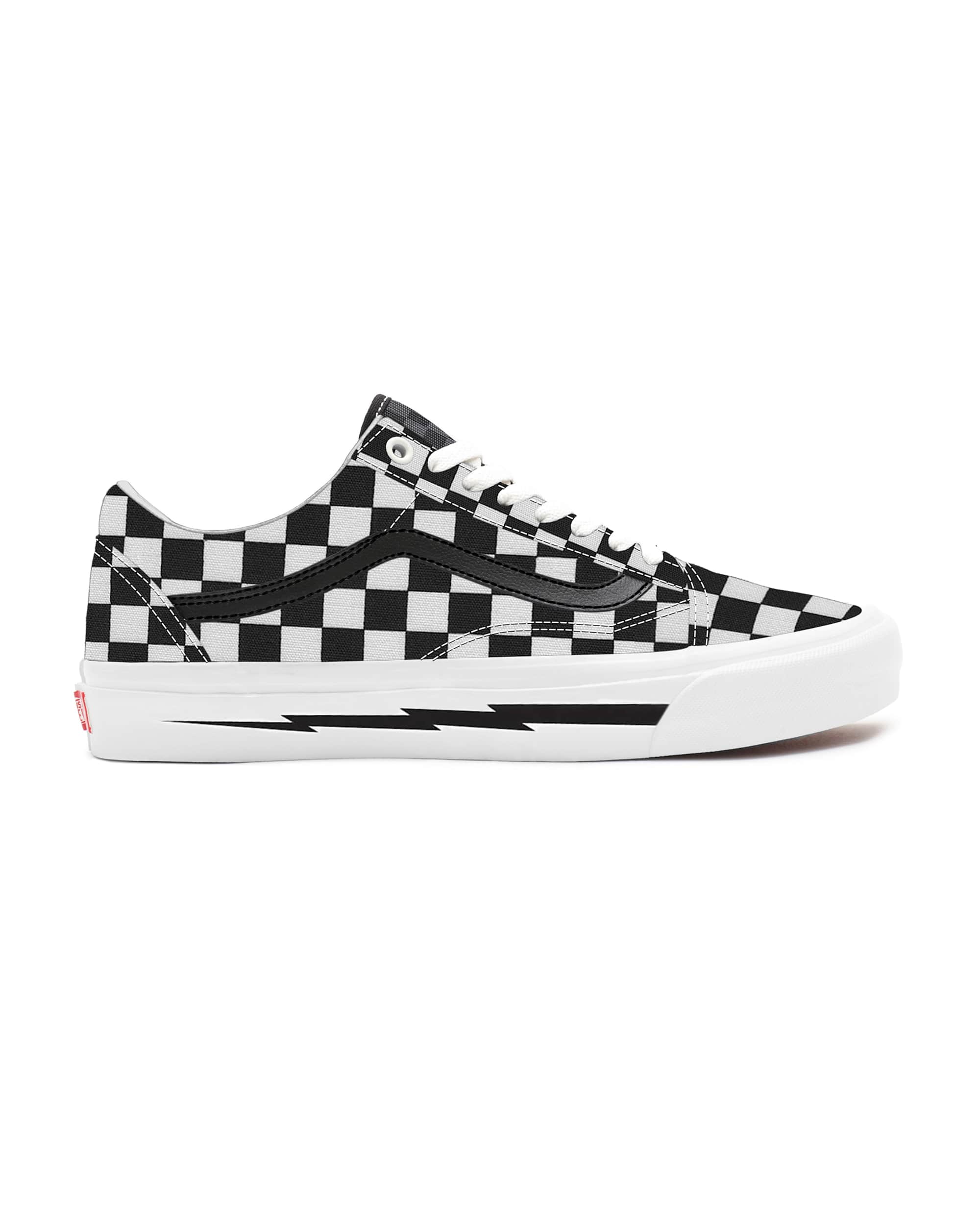 Personalisierbare Lightning Foxing Checkerboard Old Skool VANS SchwarzWei ALT1