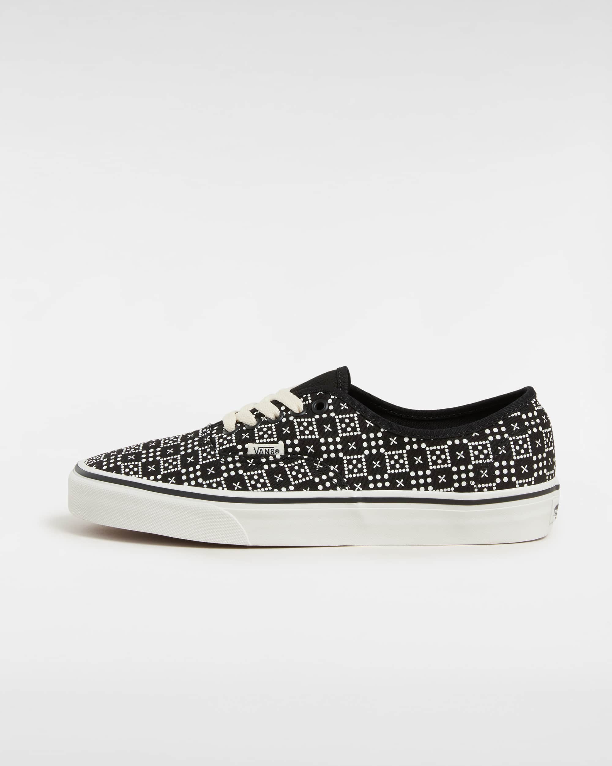 Chaussures Authentic VANS Noir HERO
