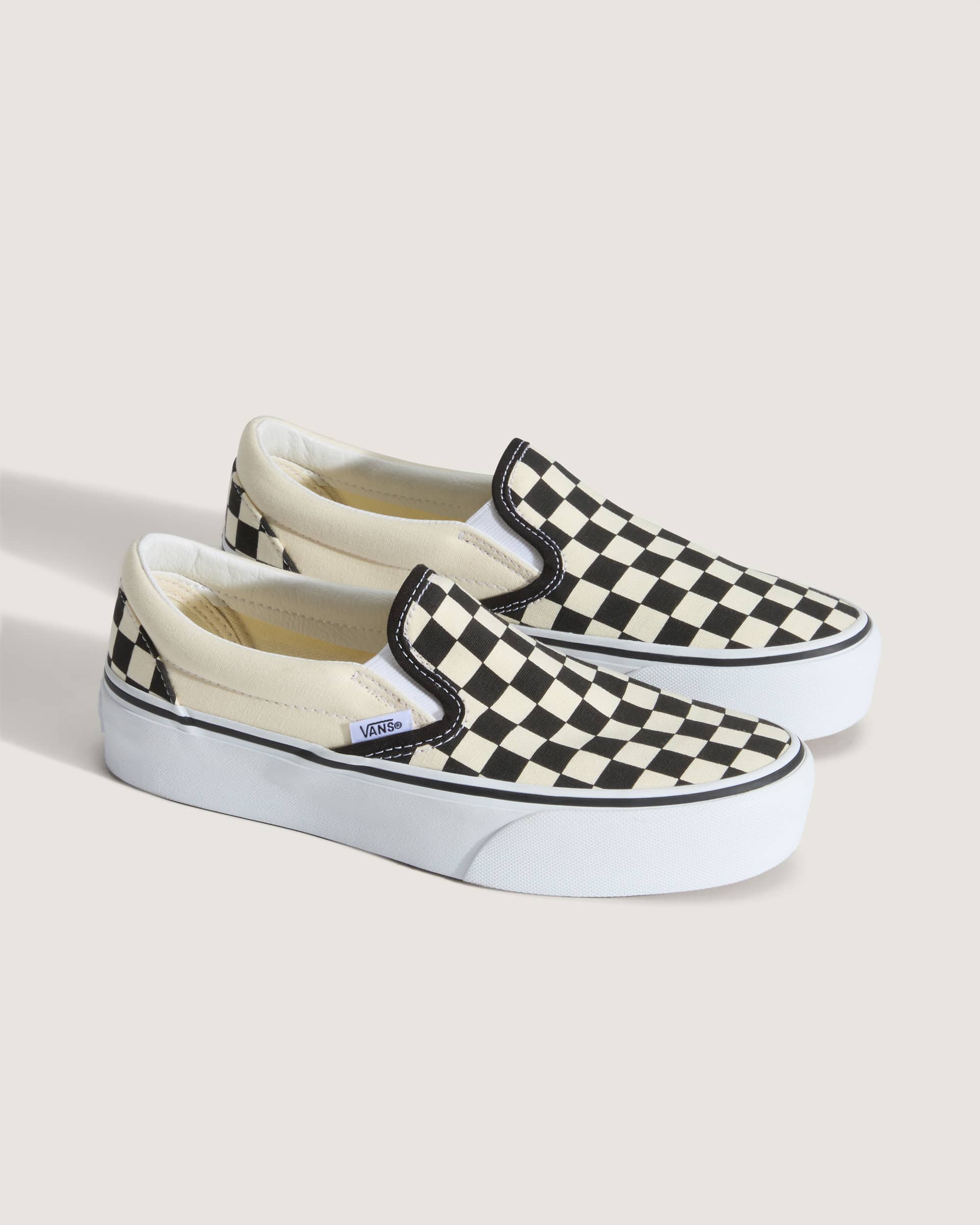 Chaussures SlipOn Platform VANS NoirBlanc ALT1