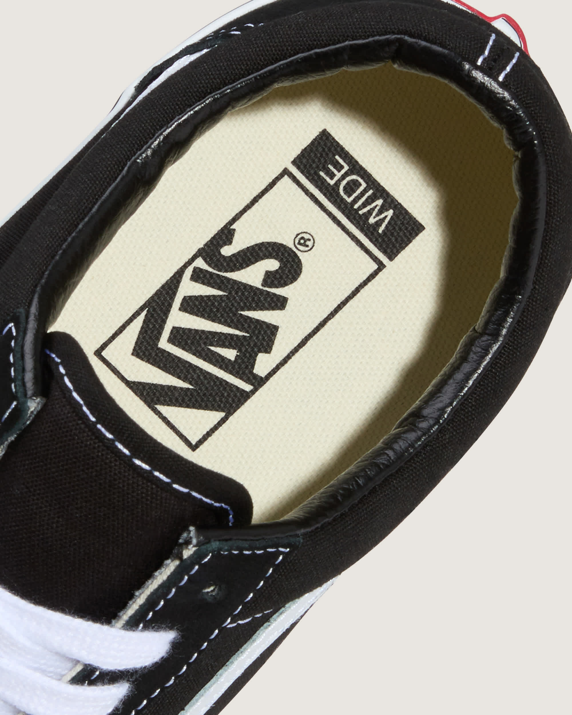 Old Skool in weiter Passform VANS Schwarz ALT6