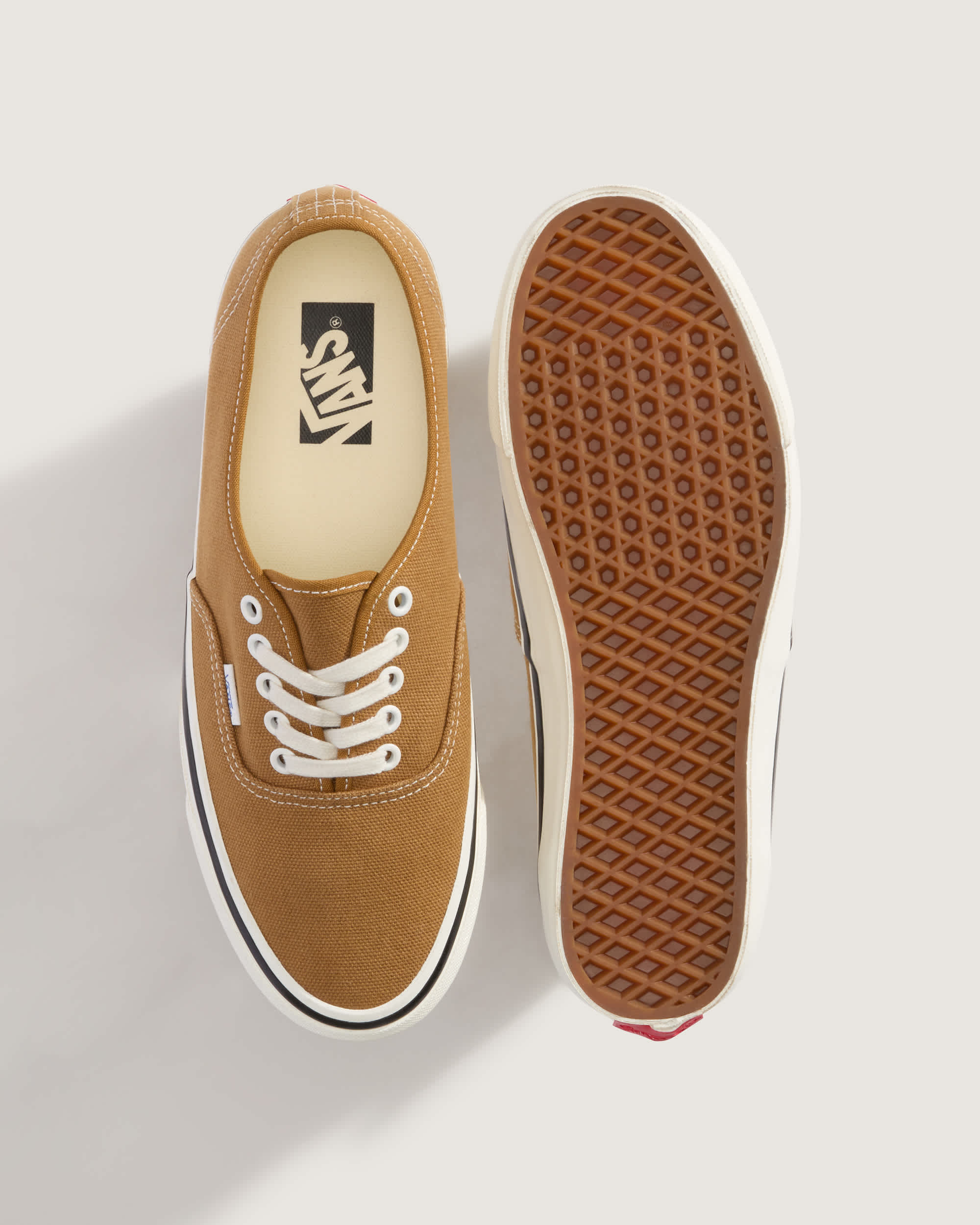 Premium Authentic 44 Duck Schuhe aus Canvas VANS Braun ALT2