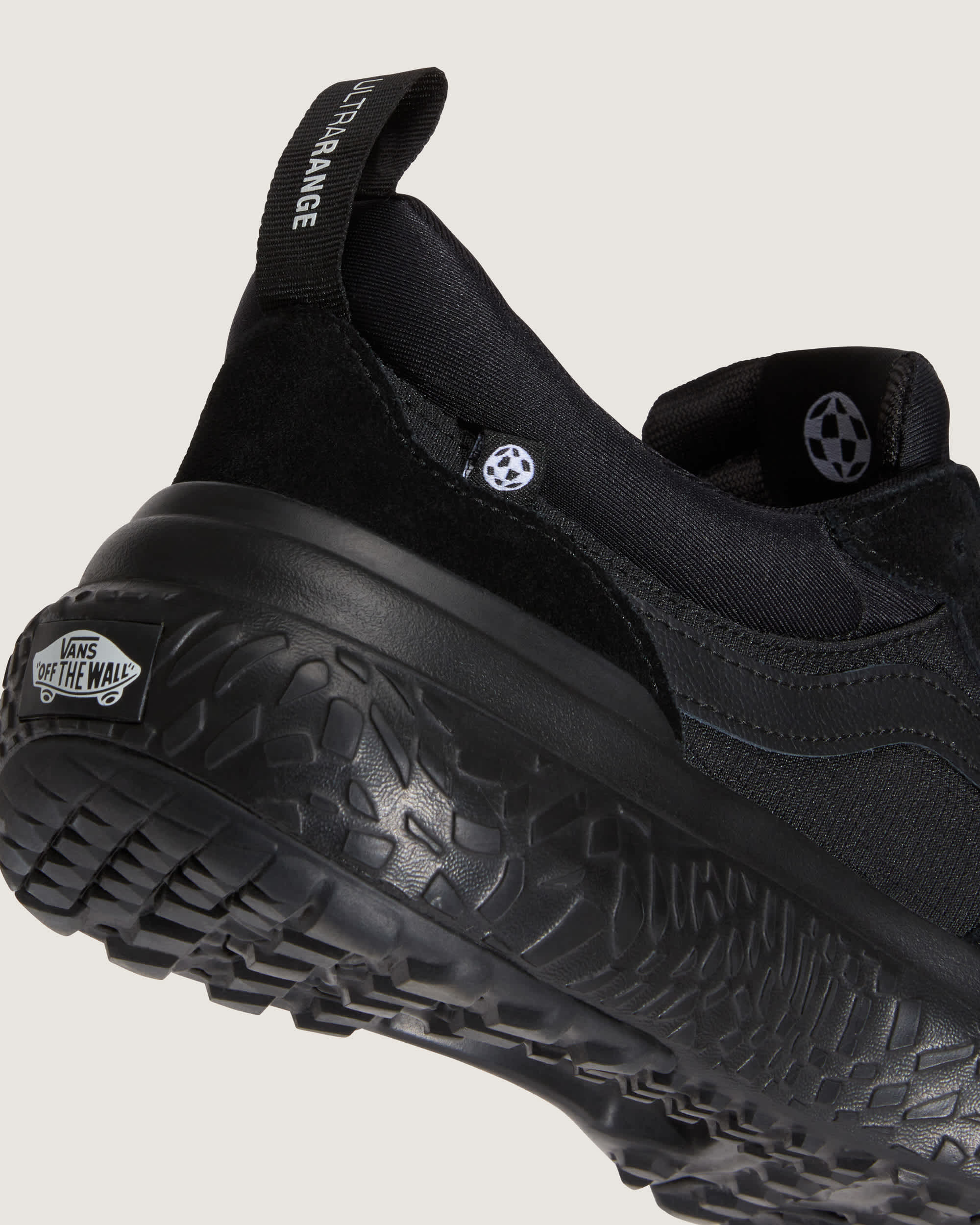 UltraRange Neo MTE Shoes VANS Black ALT7