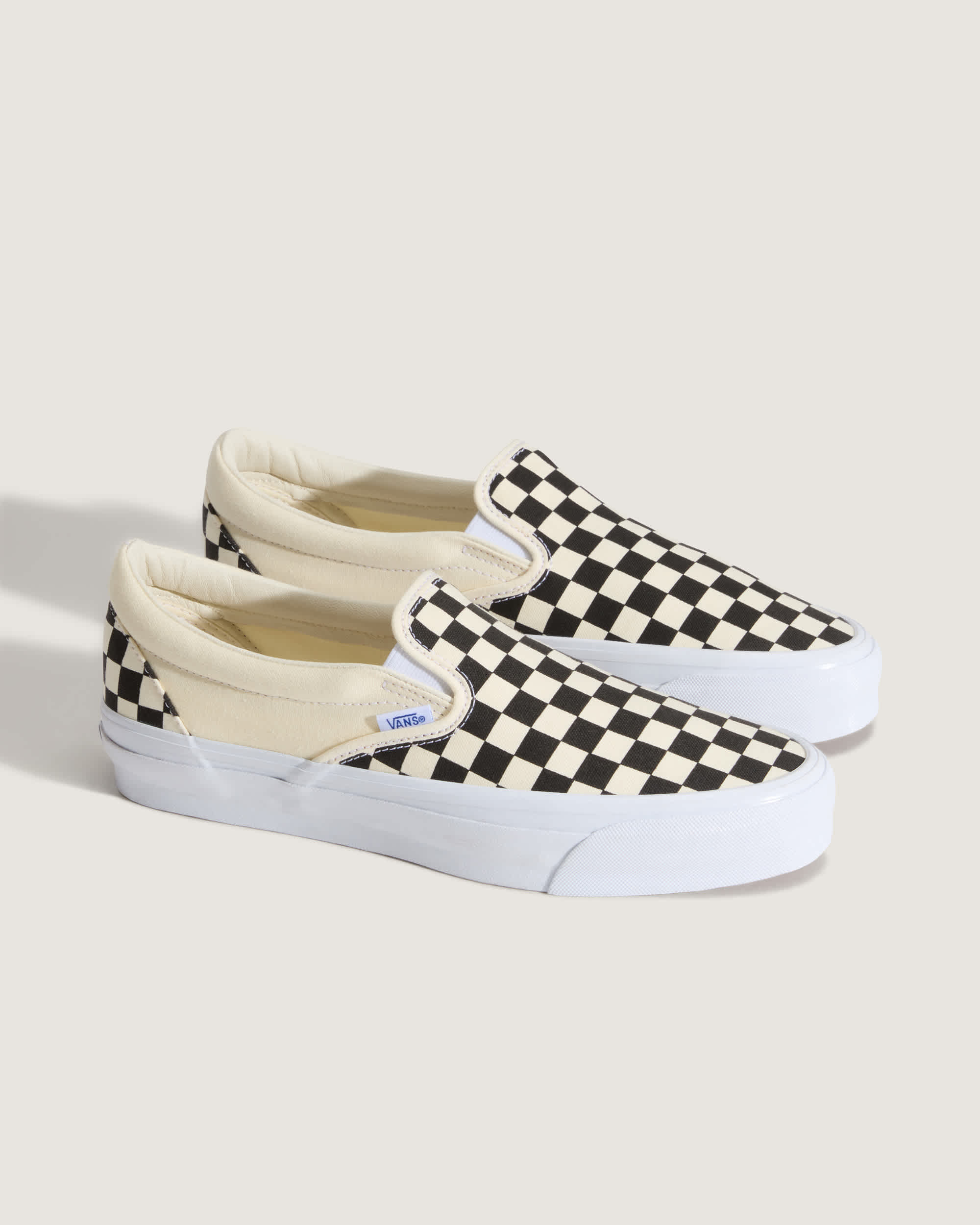 Premium SlipOn 98 Schuhe VANS Wei ALT1