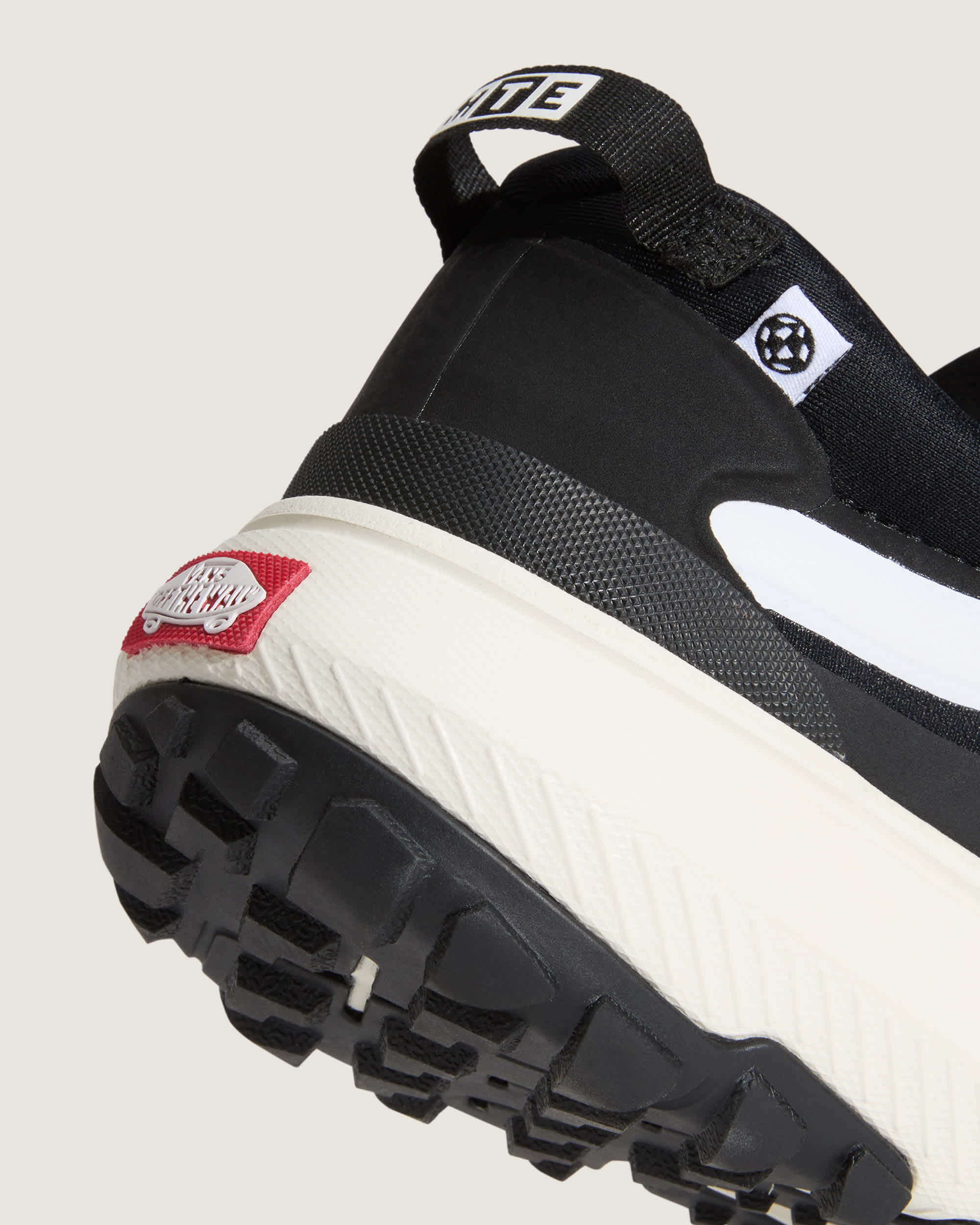 MTE Crosspath Schuhe VANS Schwarz ALT8