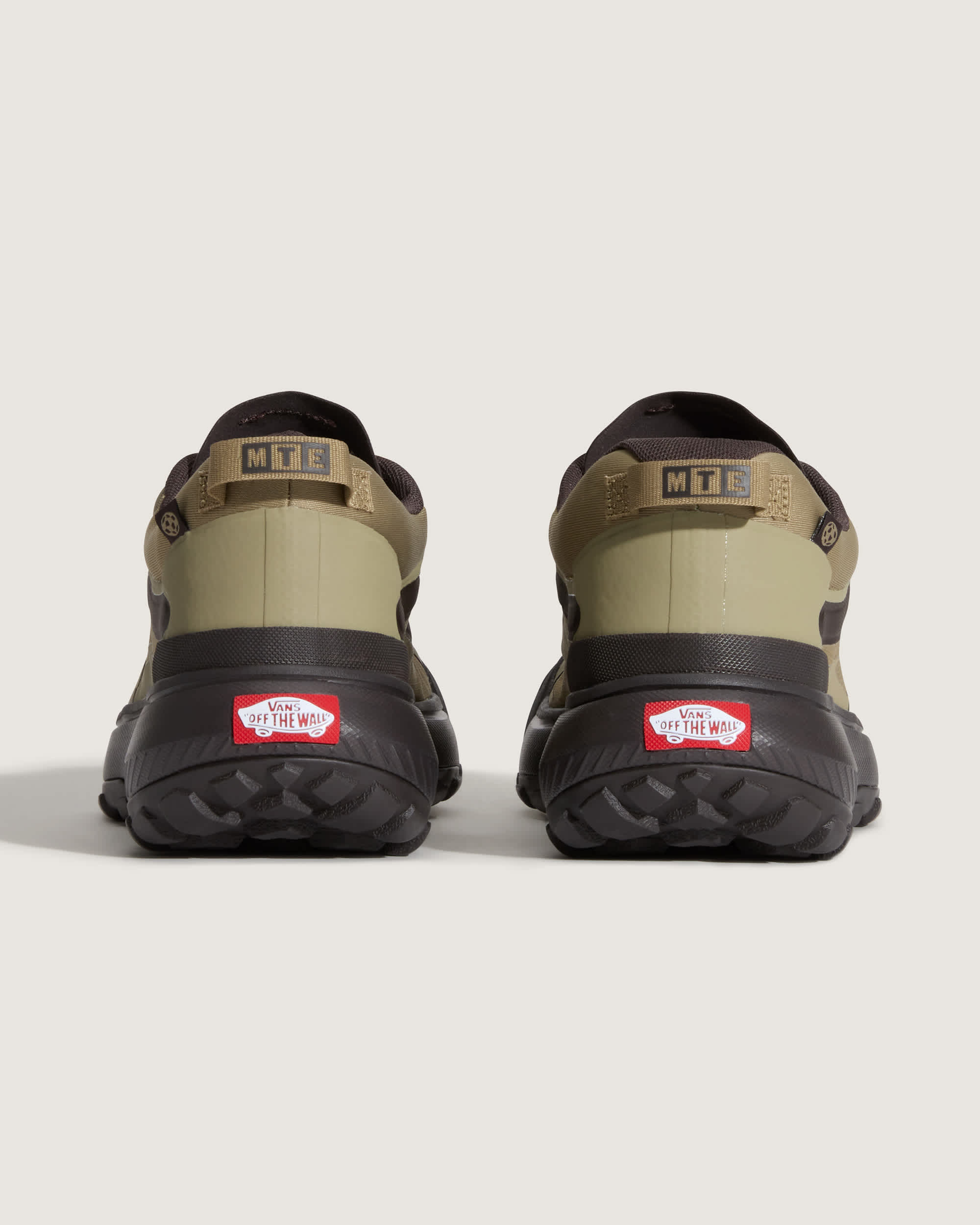 Crosspath Shoes VANS Brown ALT3