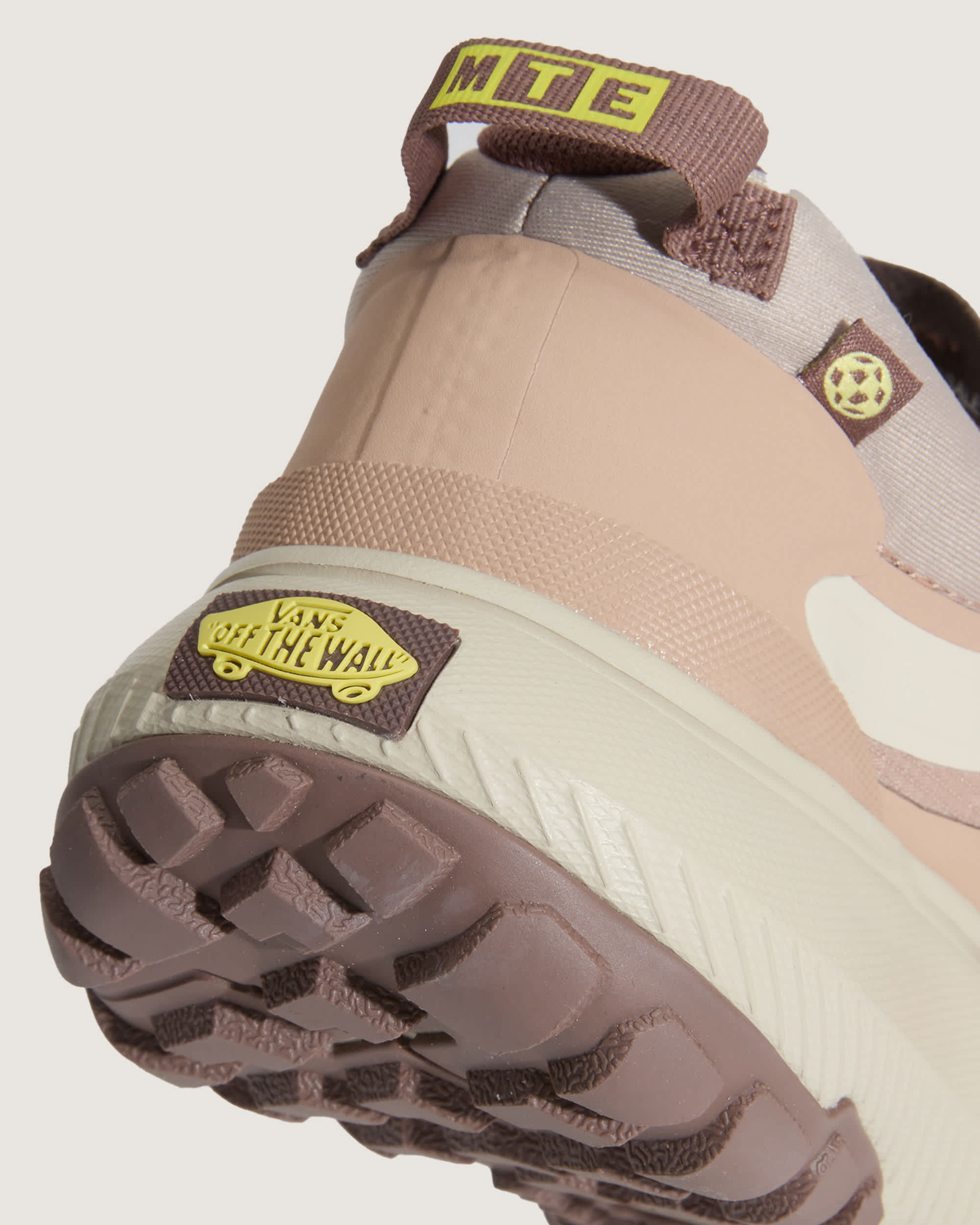 Crosspath Schuhe VANS Rosa ALT8