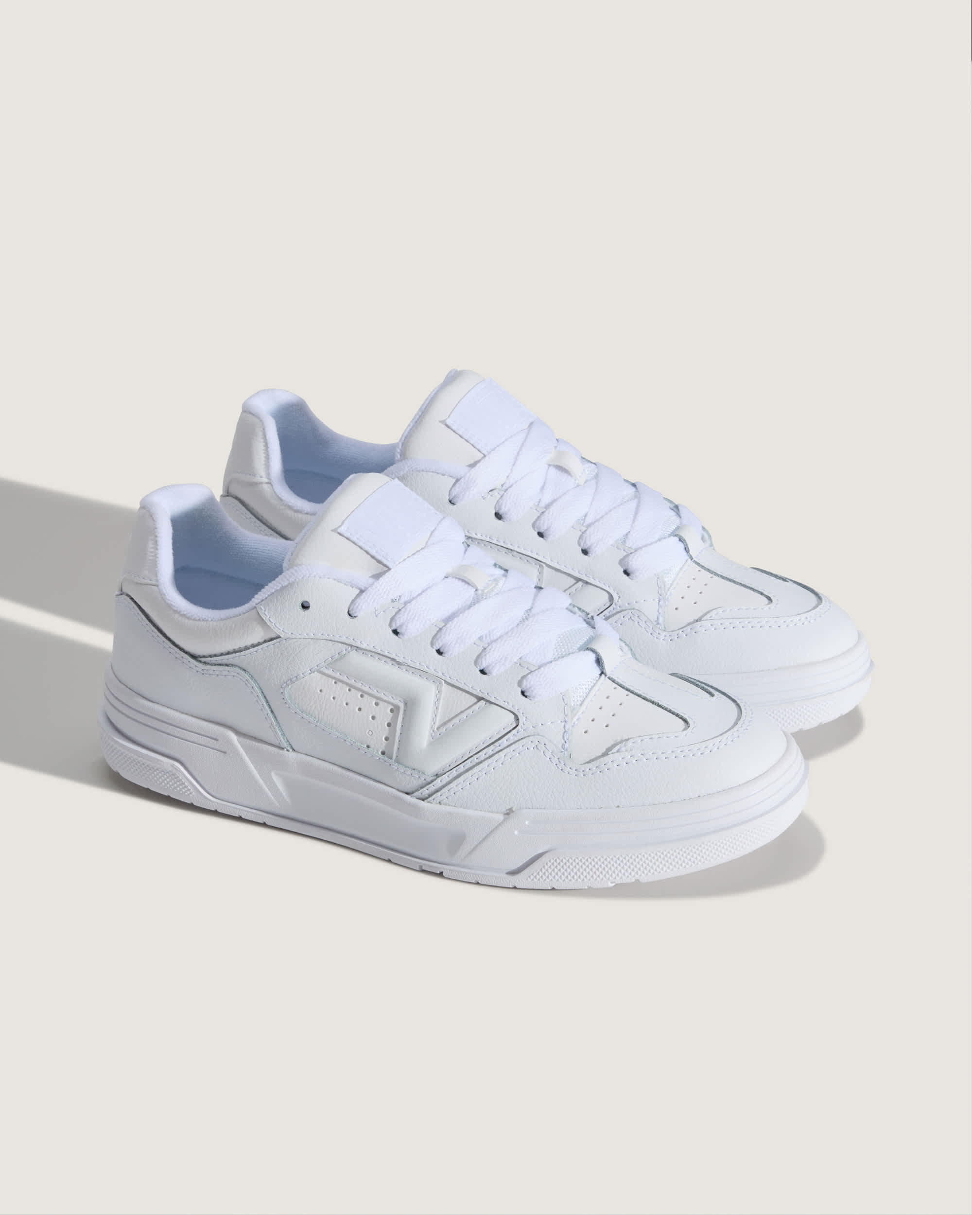 Upland Shoes VANS White ALT1