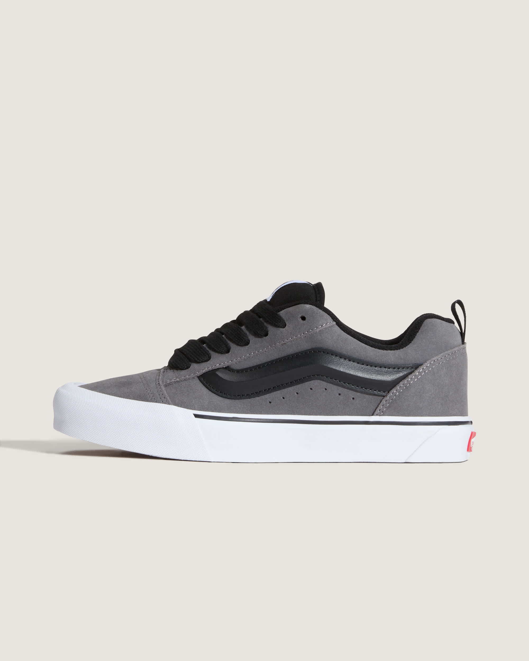 Chaussures Knu Skool VANS Gris HERO