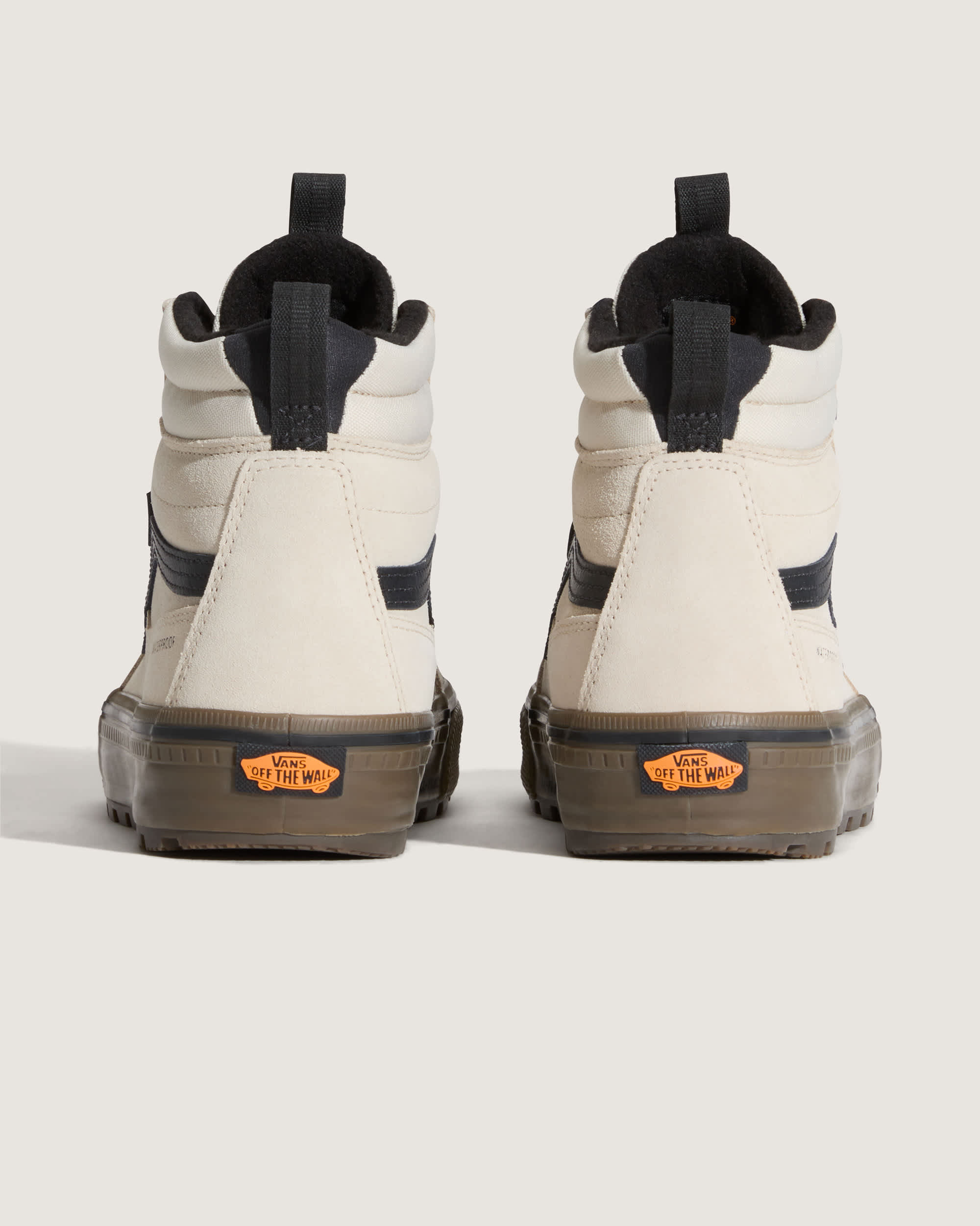 Chaussures isolantes impermables Sk8Hi VANS Blanc ALT3