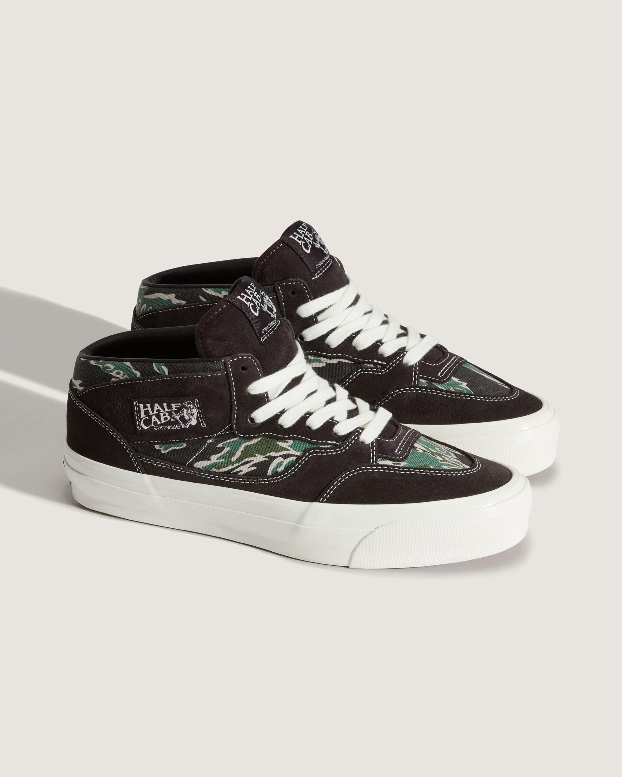 Premium Half Cab Schuhe VANS Schwarz ALT1