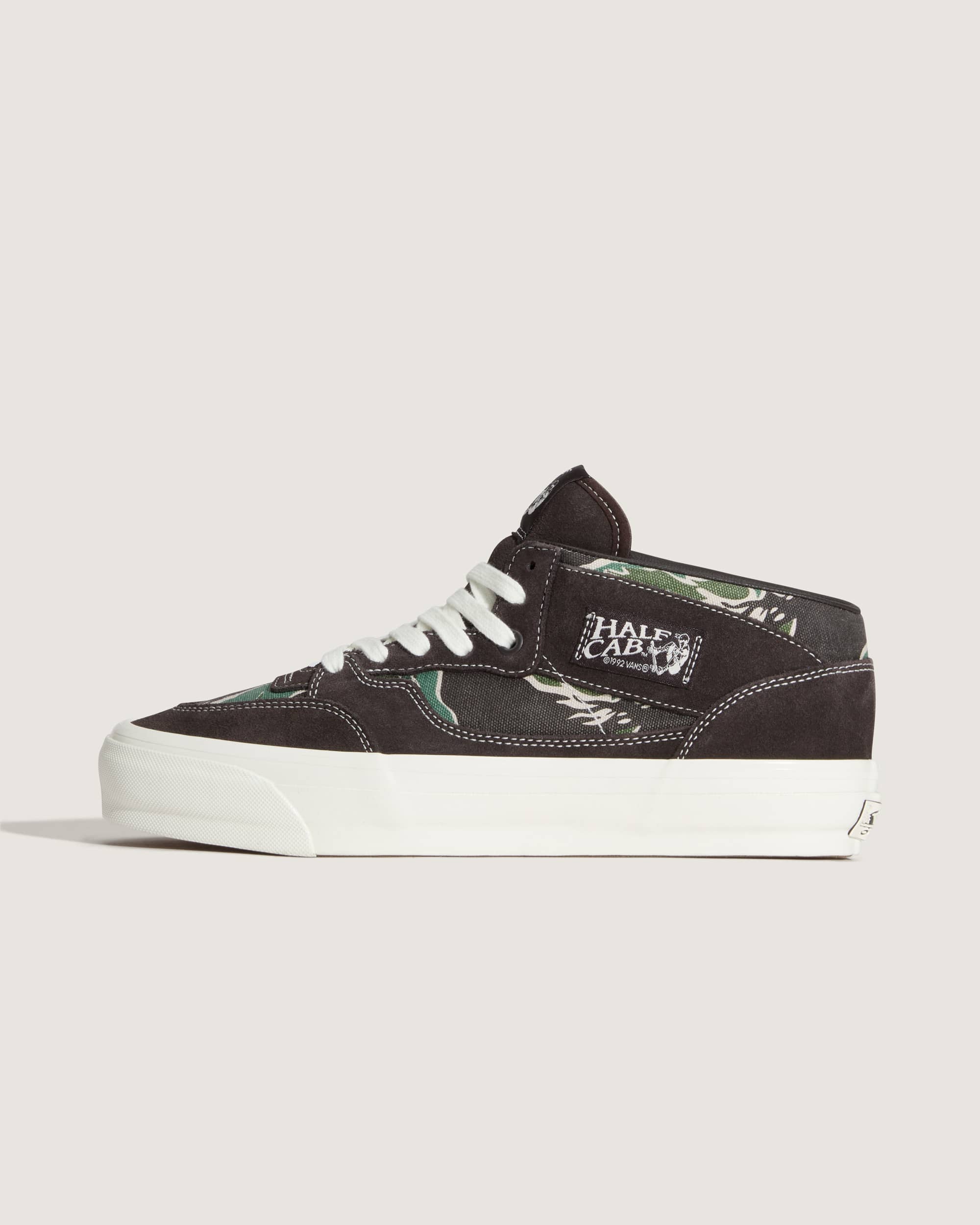 Premium Half Cab Schuhe VANS Schwarz HERO