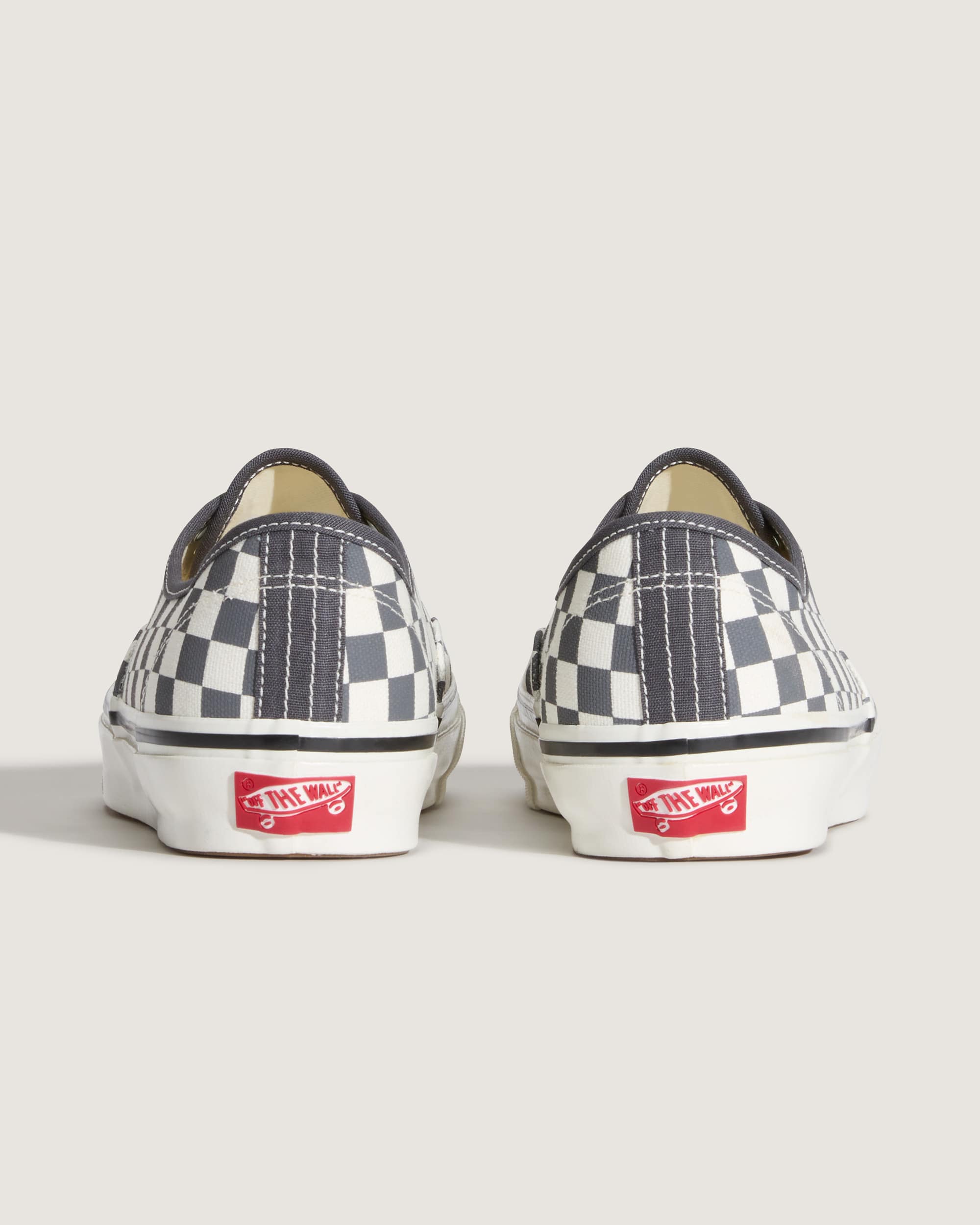 Zapatillas Premium Authentic VANS Negro ALT3