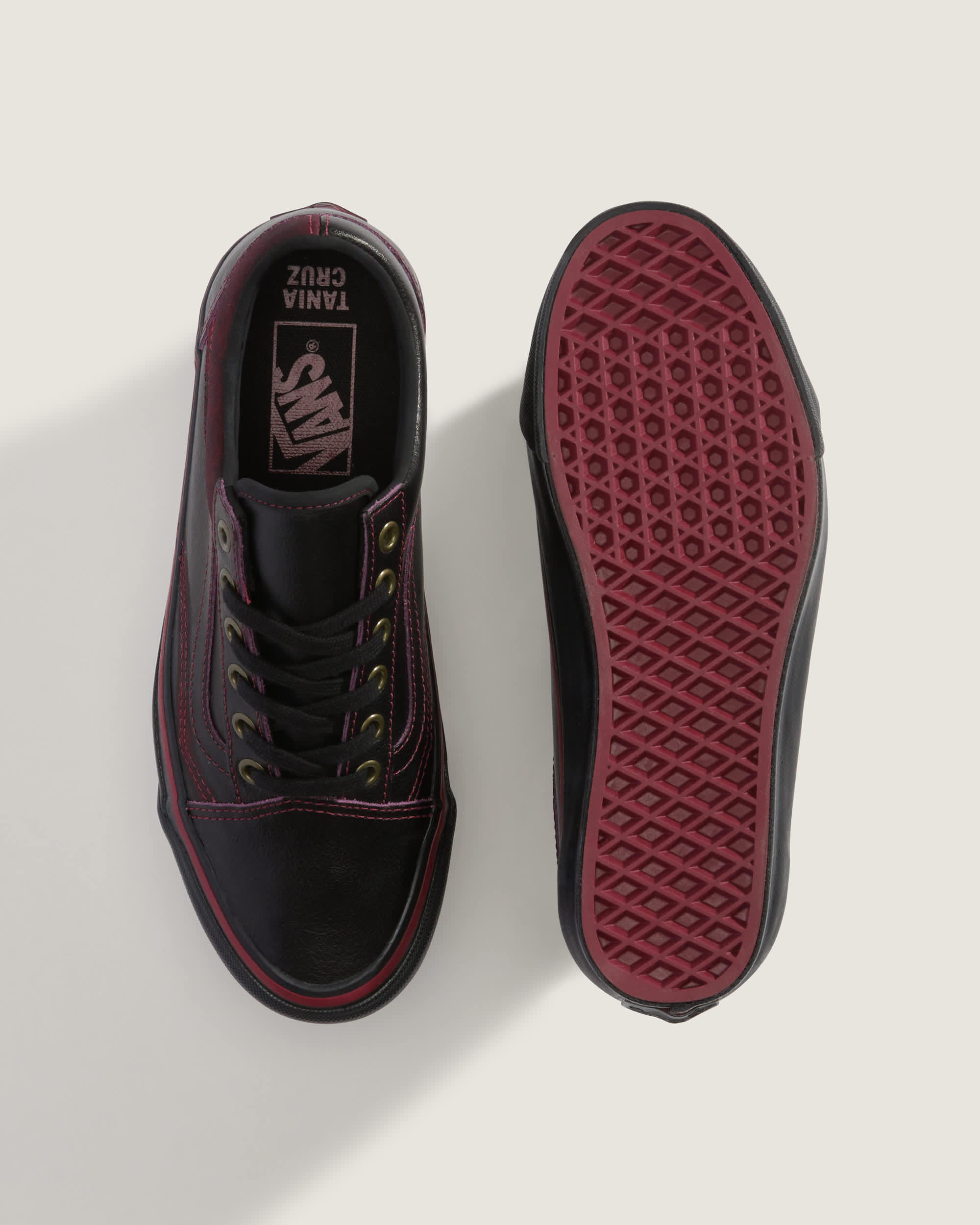 Chaussures Premium Old Skool Tania VANS Rouge ALT2