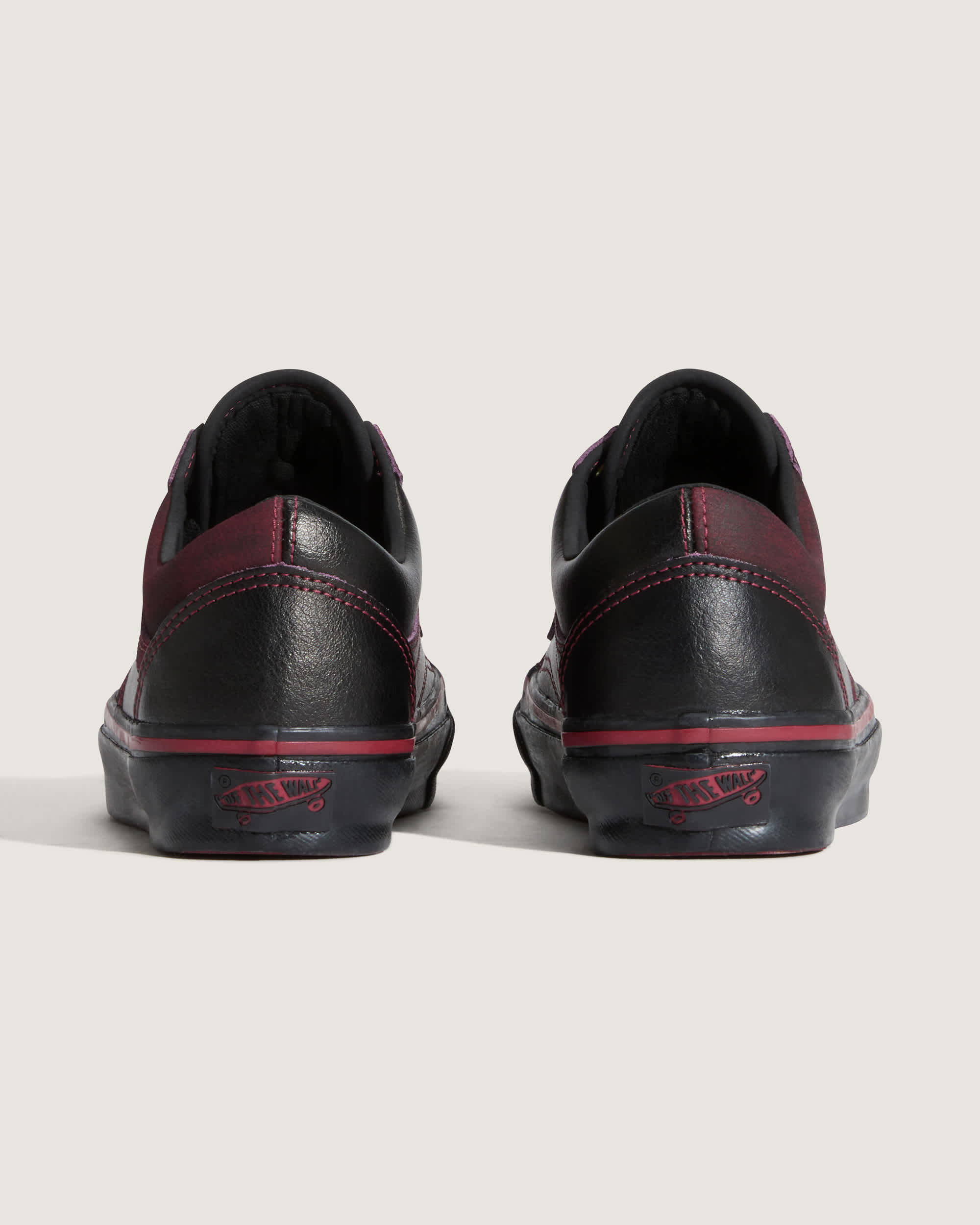 Chaussures Premium Old Skool Tania VANS Rouge ALT3