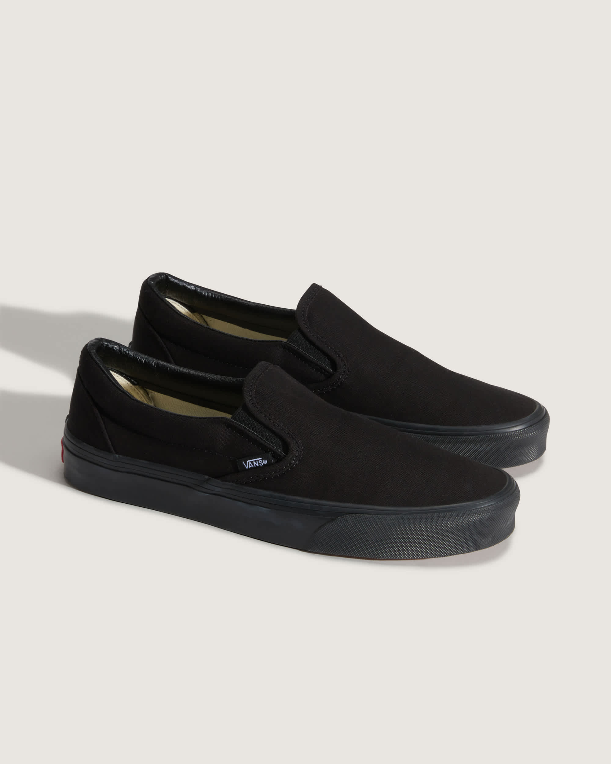 Chaussures Classic SlipOn VANS Noir ALT1
