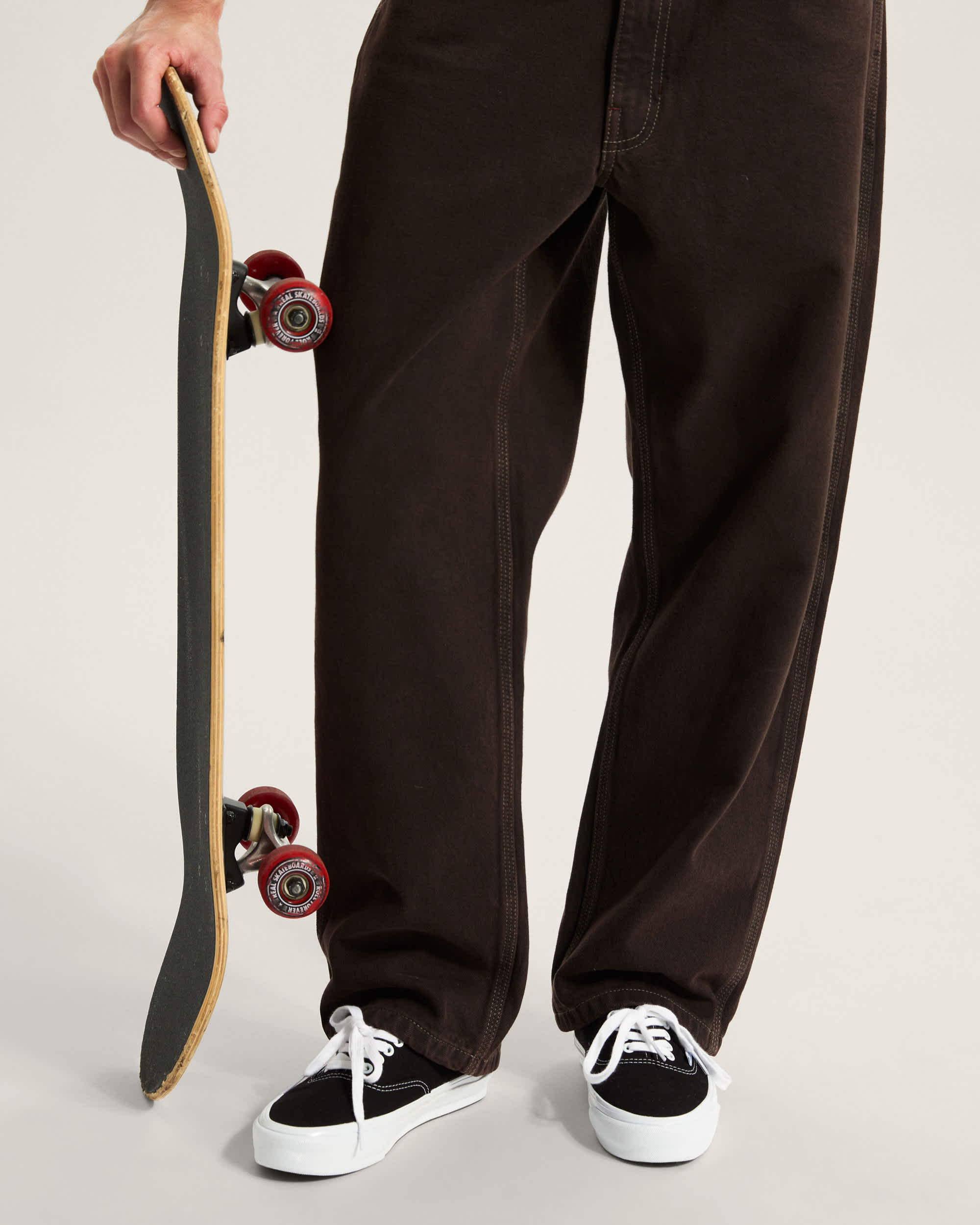 Premium Authentic 44 Shoes VANS Black ALT4