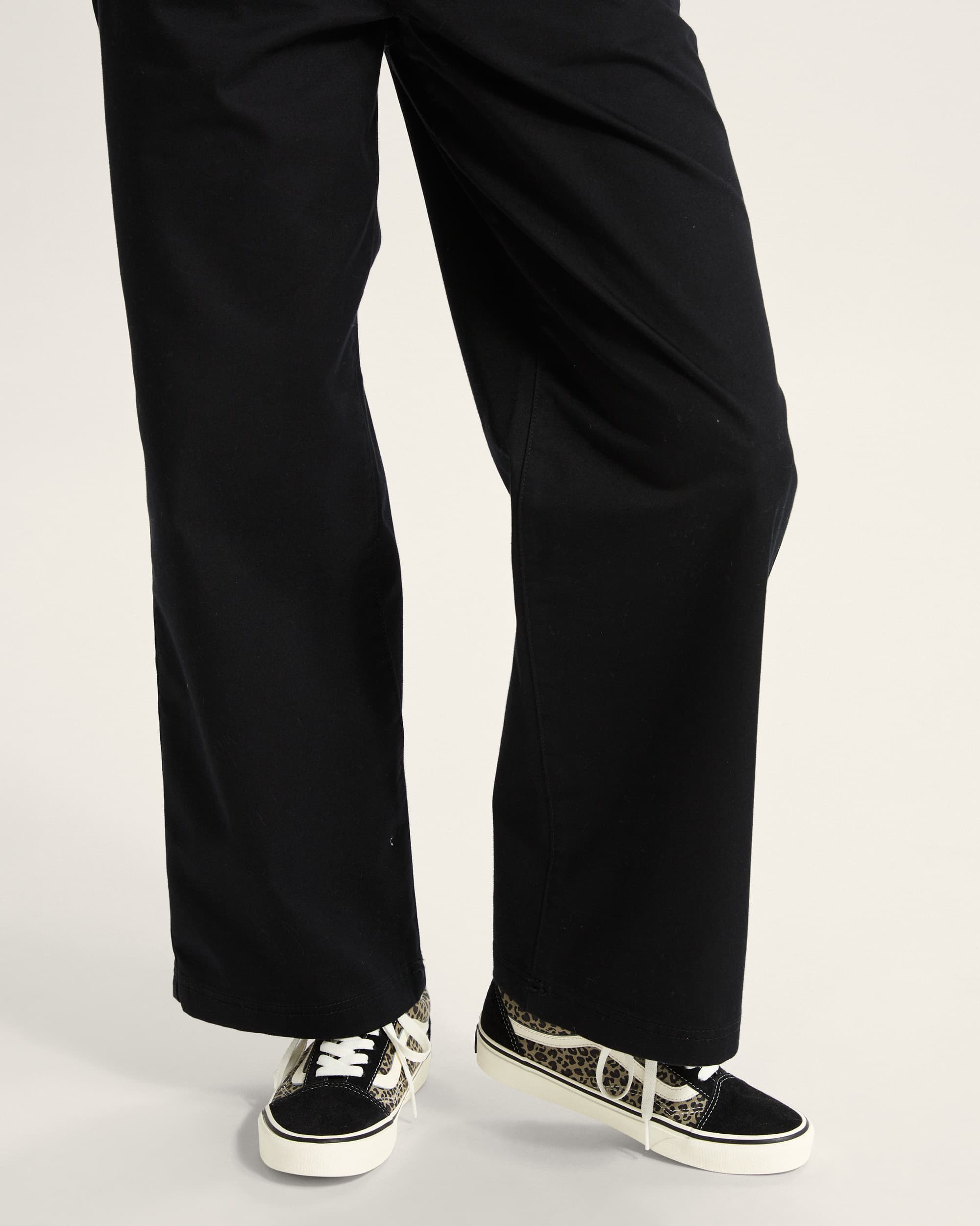 Old Skool Shoes VANS Black ALT4