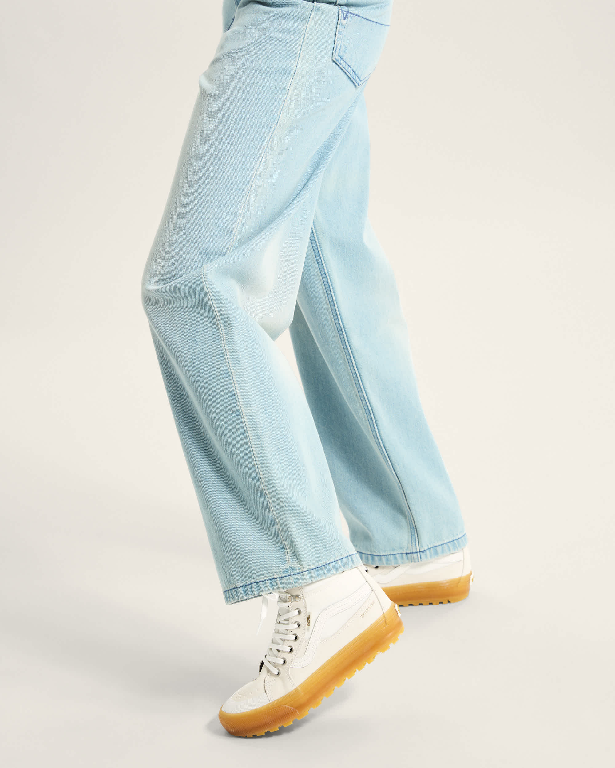 Sk8Hi Waterproof Insulated Schuhe VANS Wei ALT4