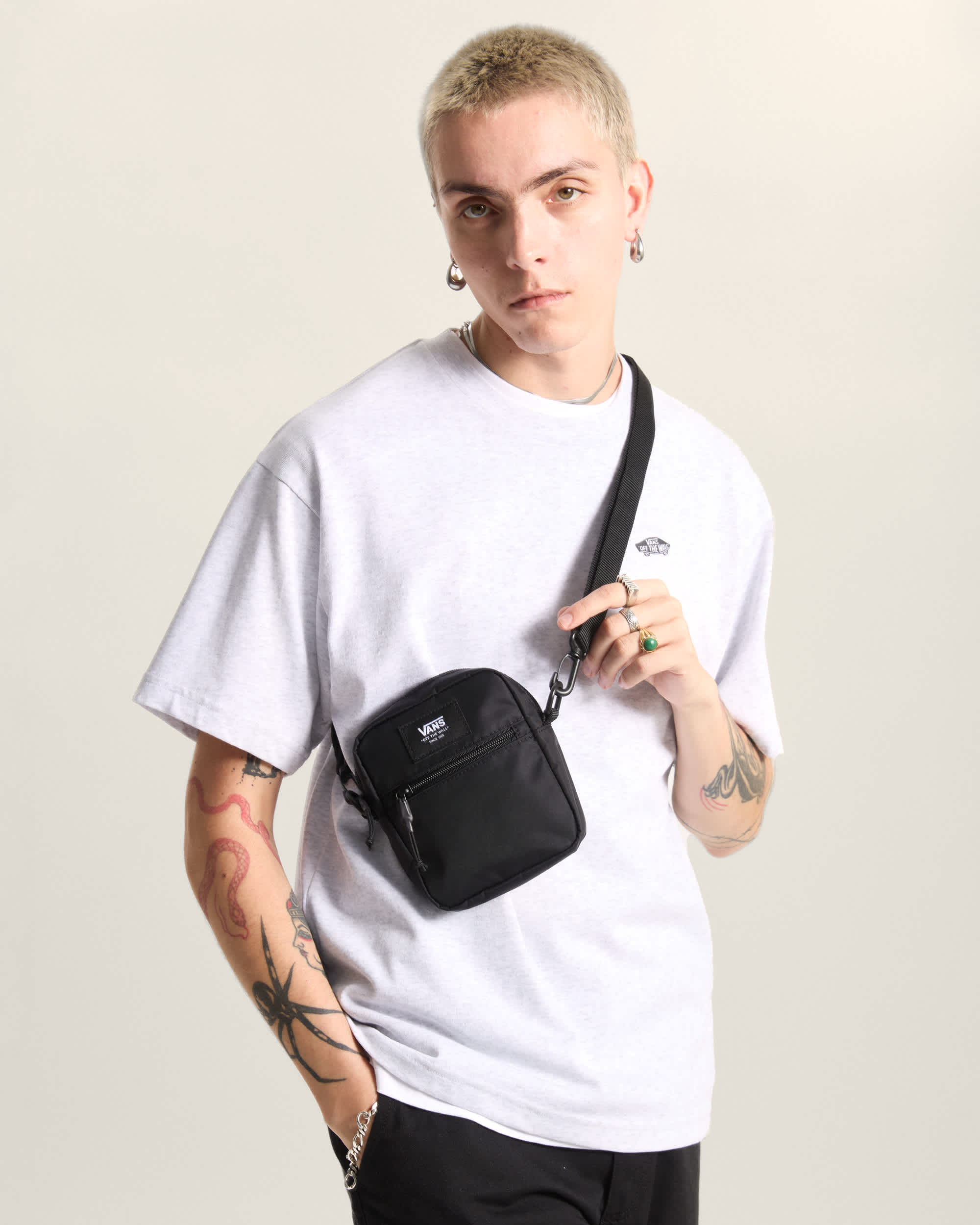 Bail Crossbody Bag VANS Black ALT4