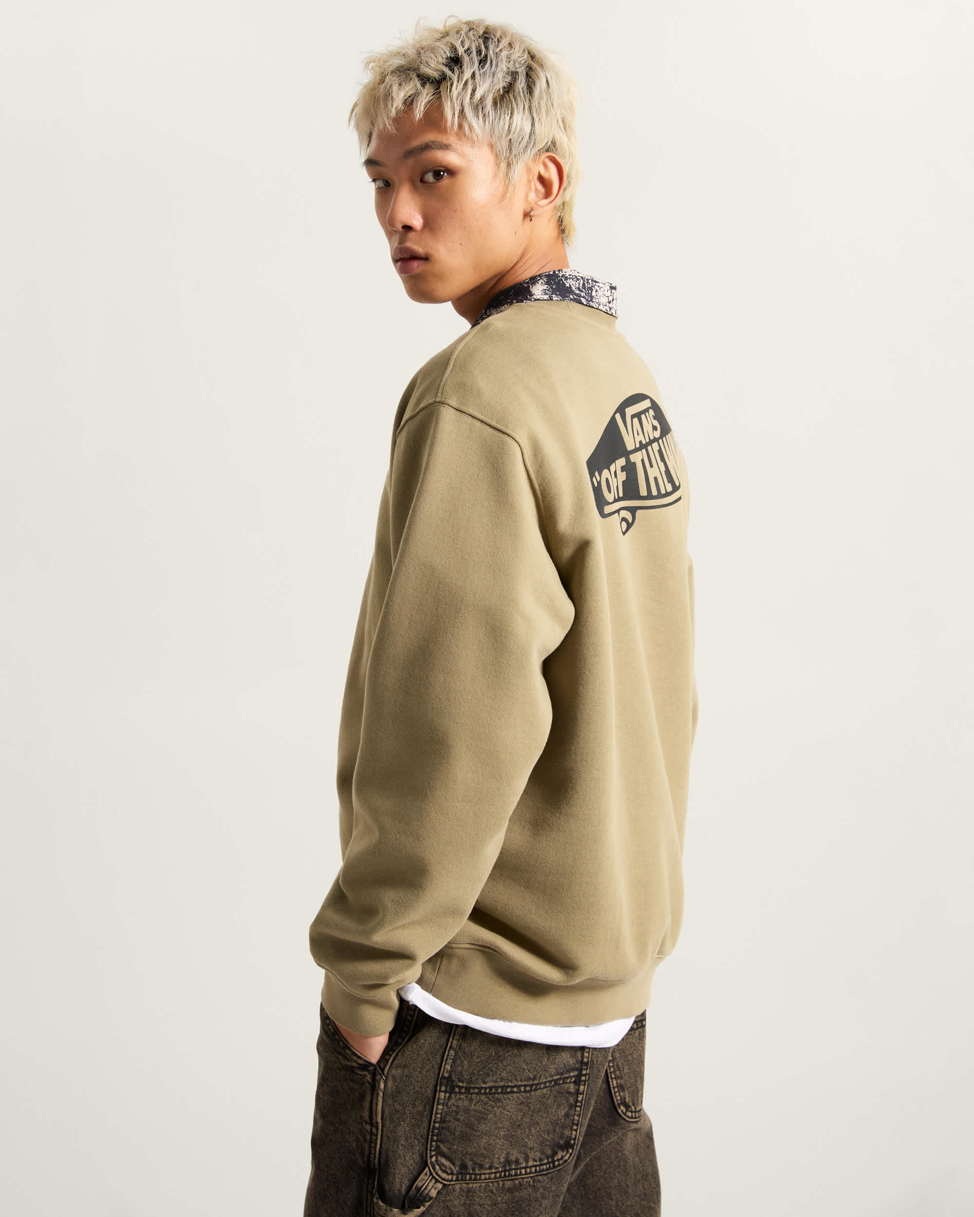 Style 76 RundhalsSweatshirt VANS Braun ALT3