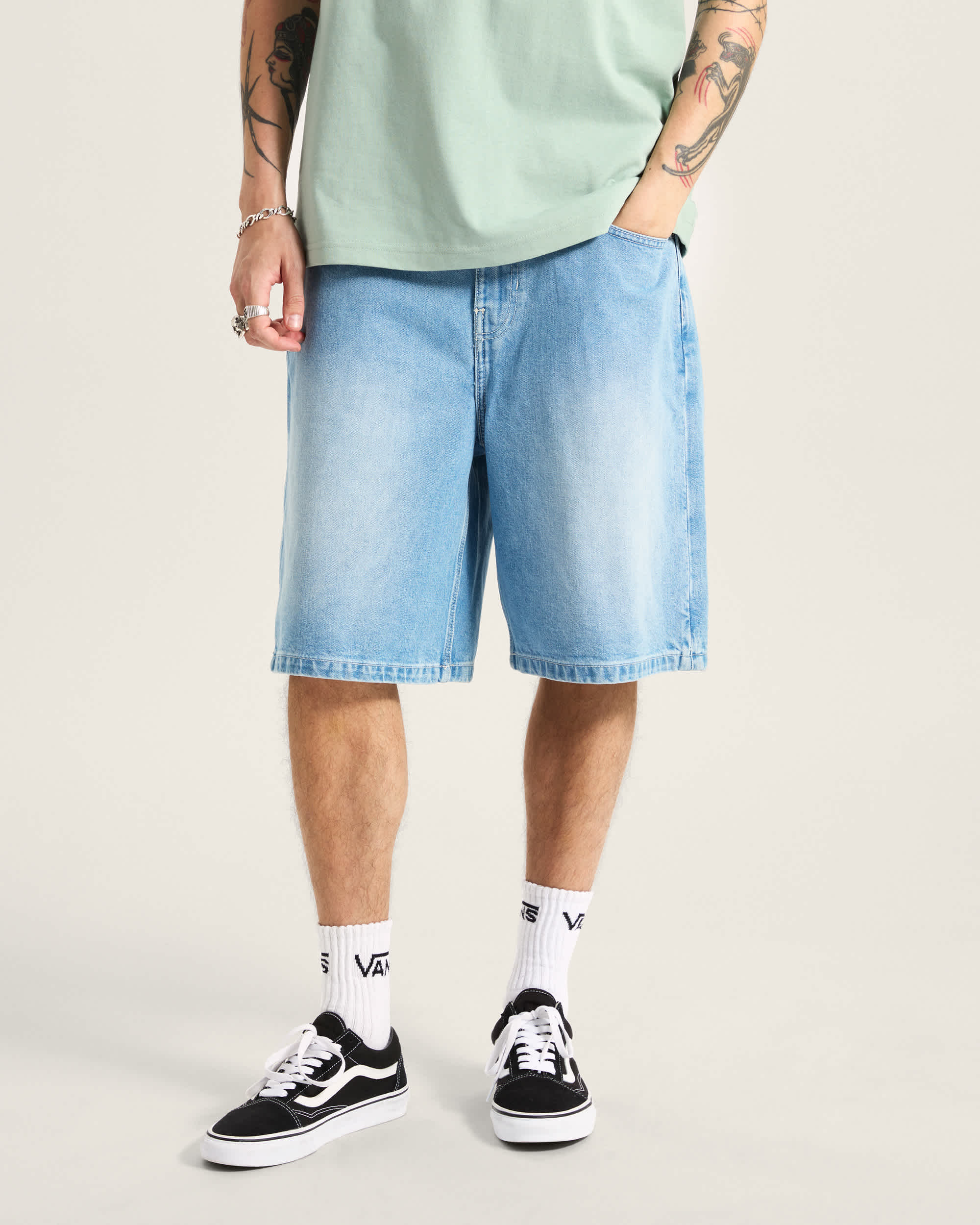 Short Premium VANS Bleu ALT2