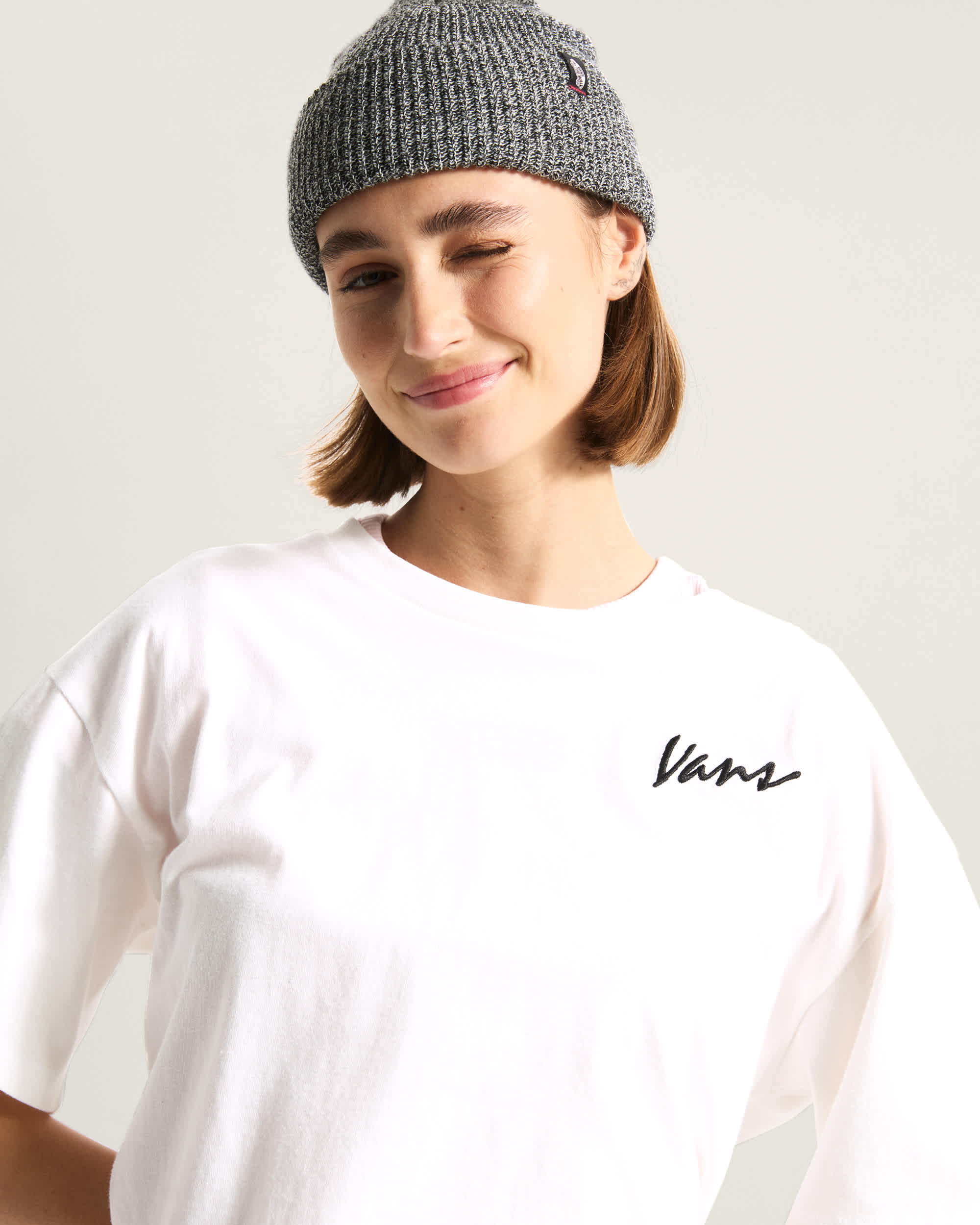 Tshirt Classic Script VANS Branco ALT5