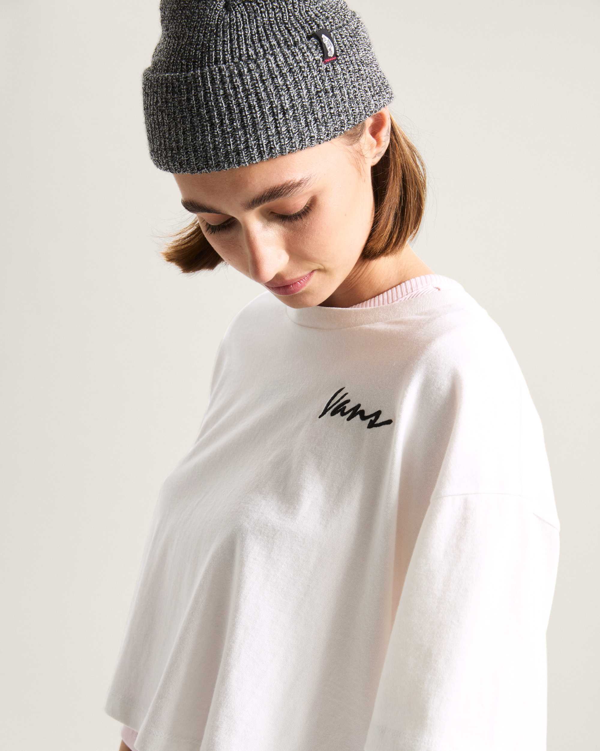 Tshirt Classic Script VANS Branco ALT6