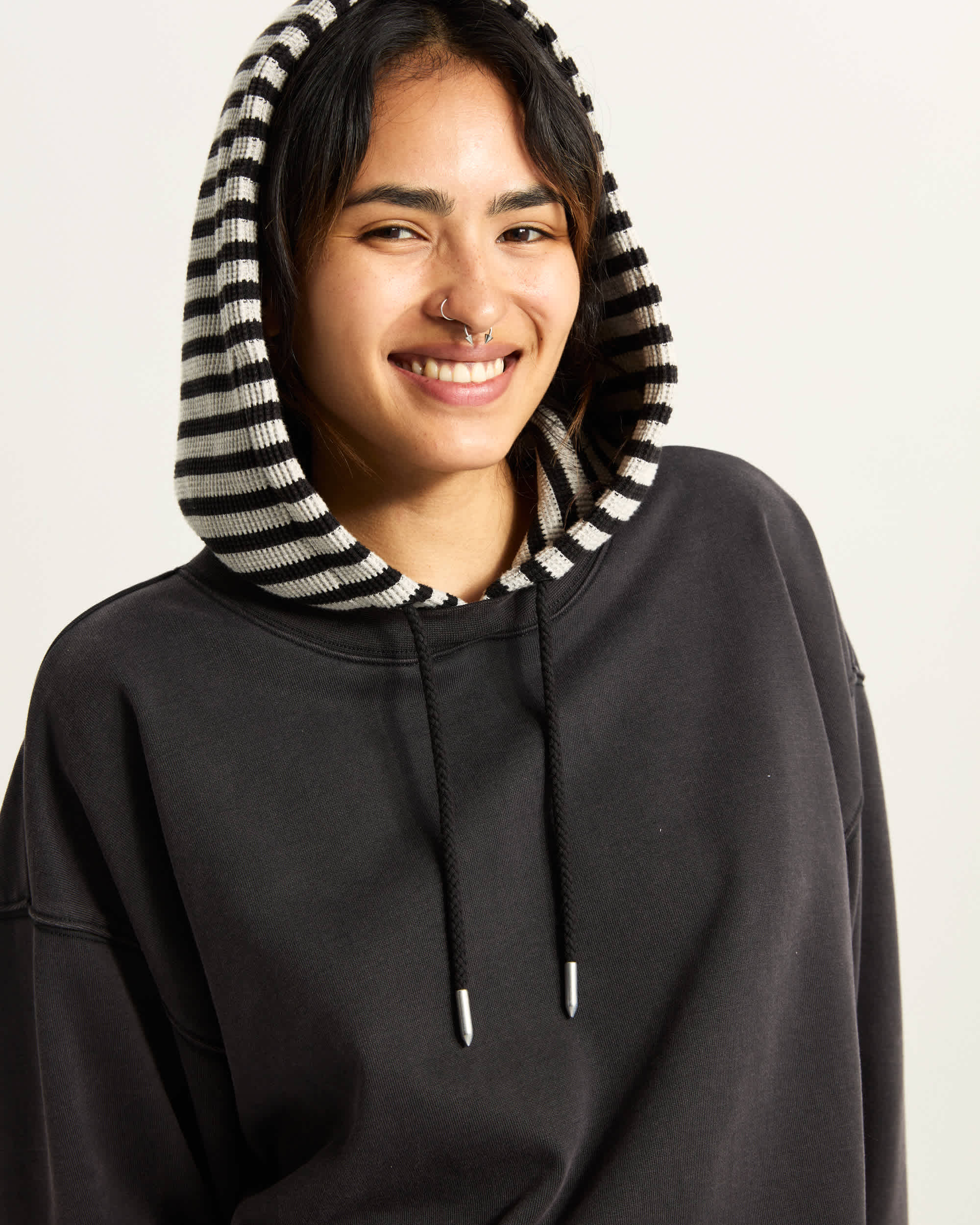 Effy Hooded Sweatshirt VANS Black ALT6