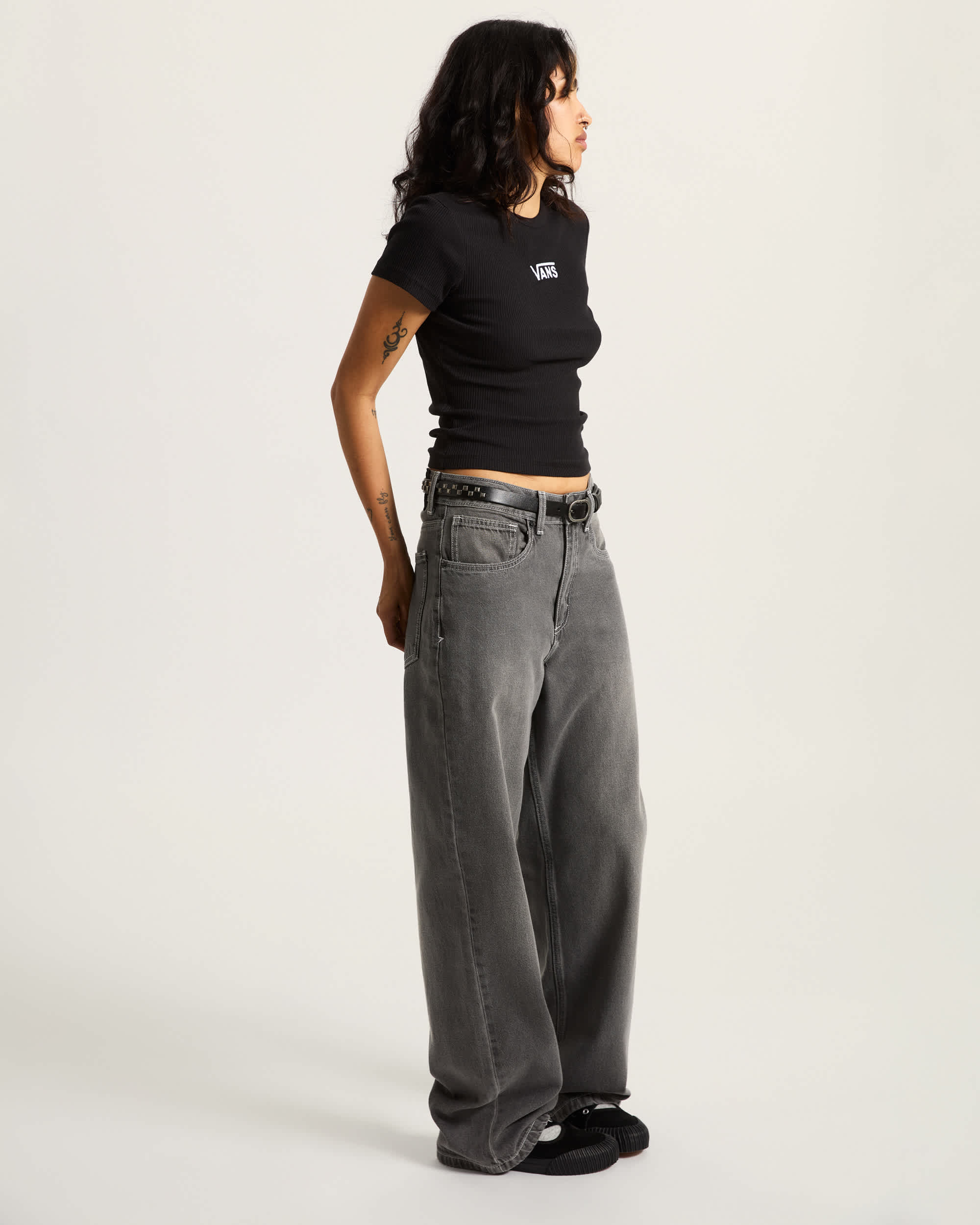 Cameron TShirt VANS Schwarz ALT4