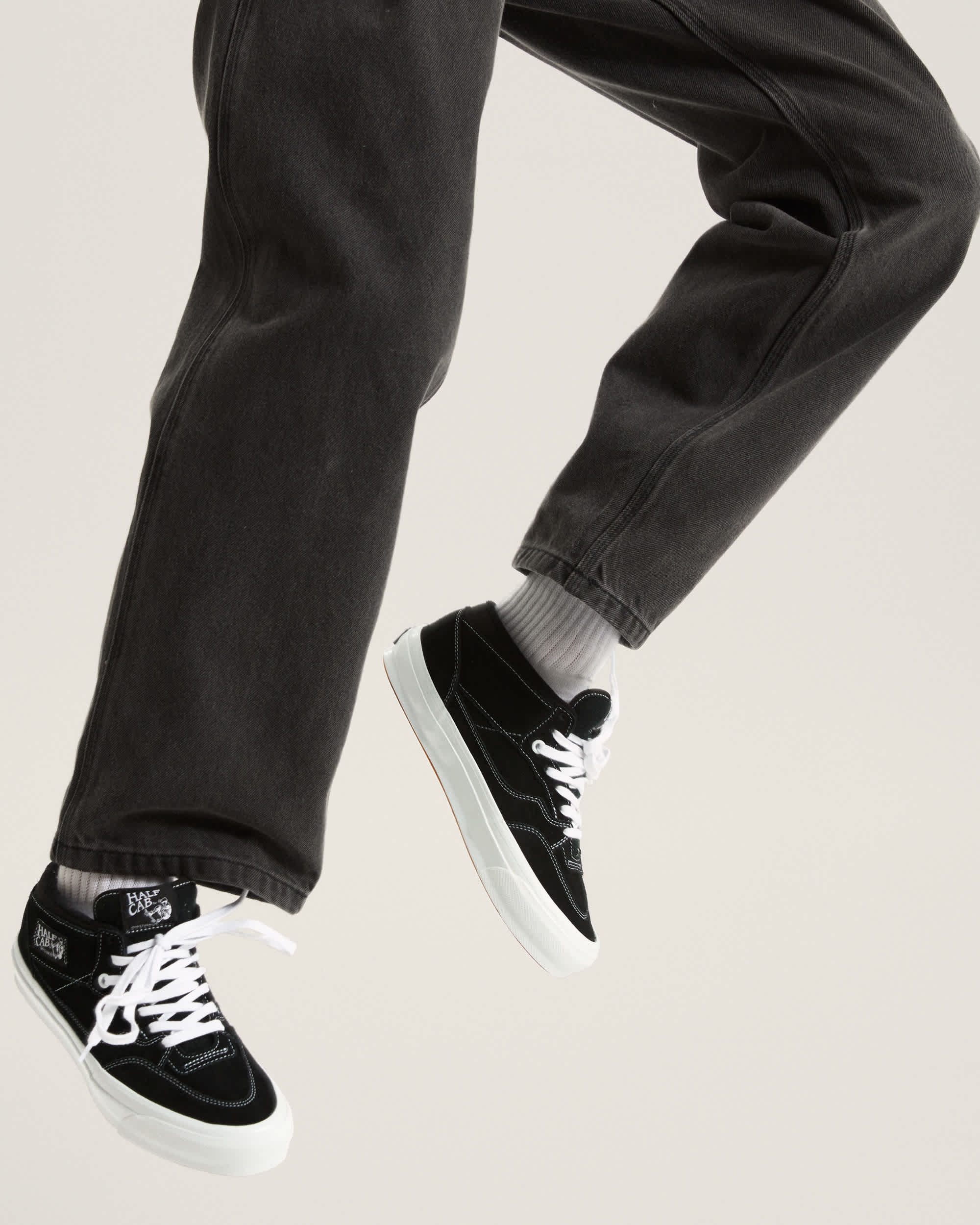 Premium Half Cab Schuhe VANS Schwarz ALT7