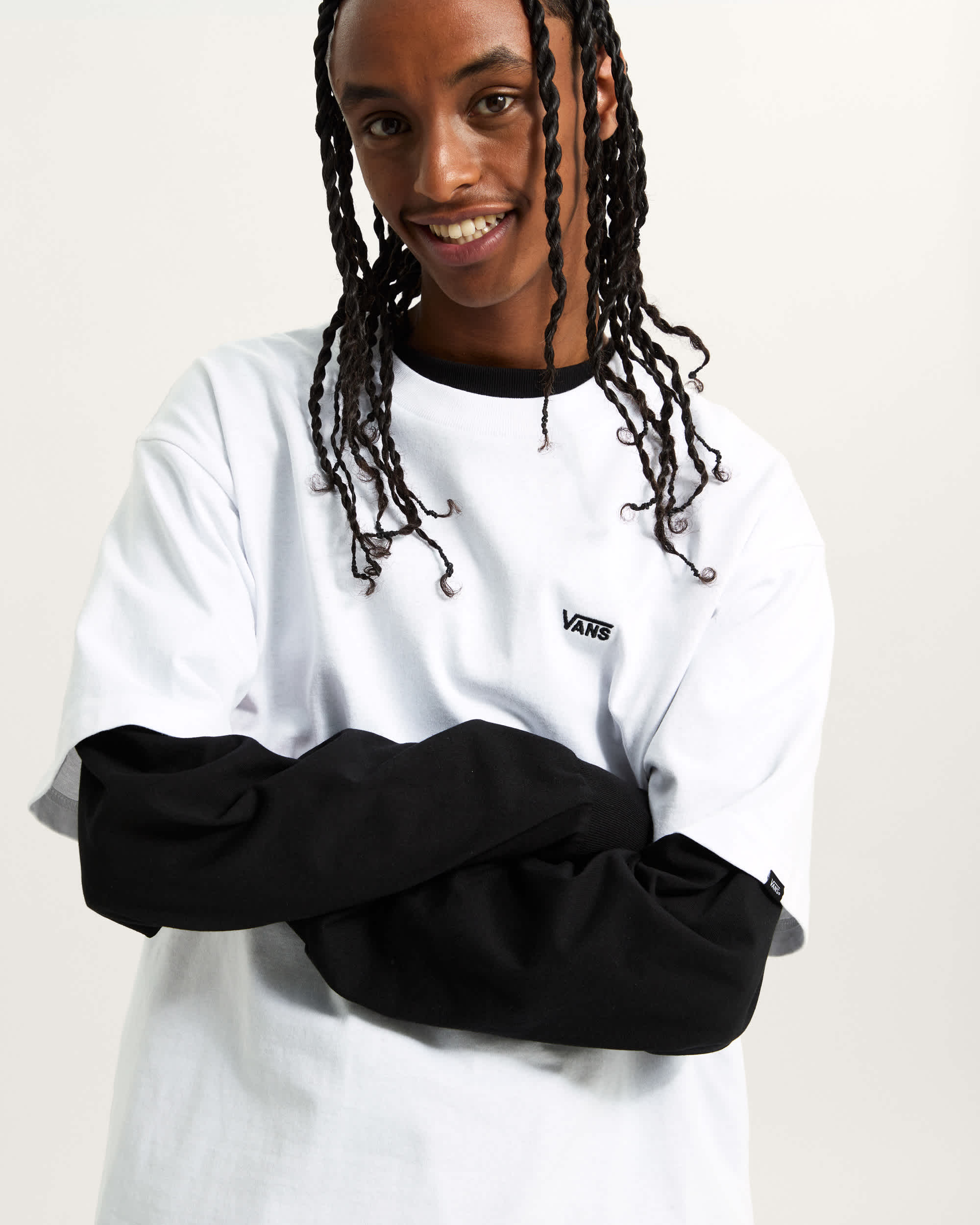 Tshirt Left Chest Logo II VANS Branco ALT5