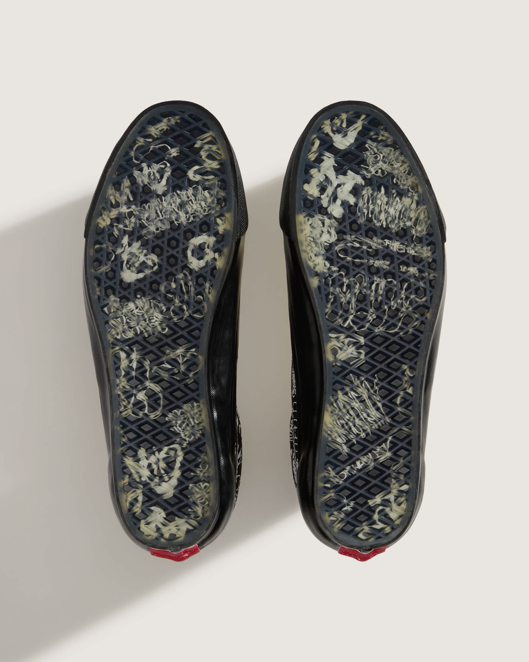 Premium Old Skool OTW x Motherlan VANS Noir ALT7