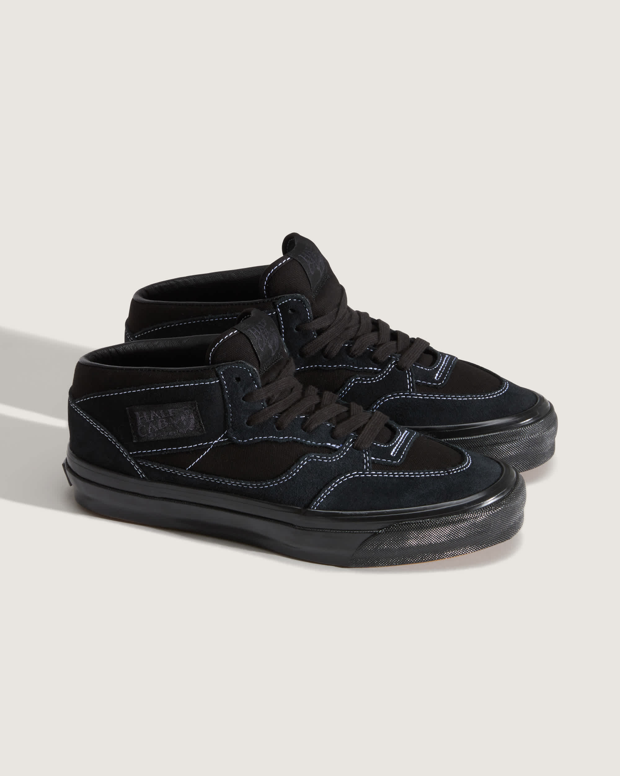 Premium Half Cab Shoes VANS Black ALT1