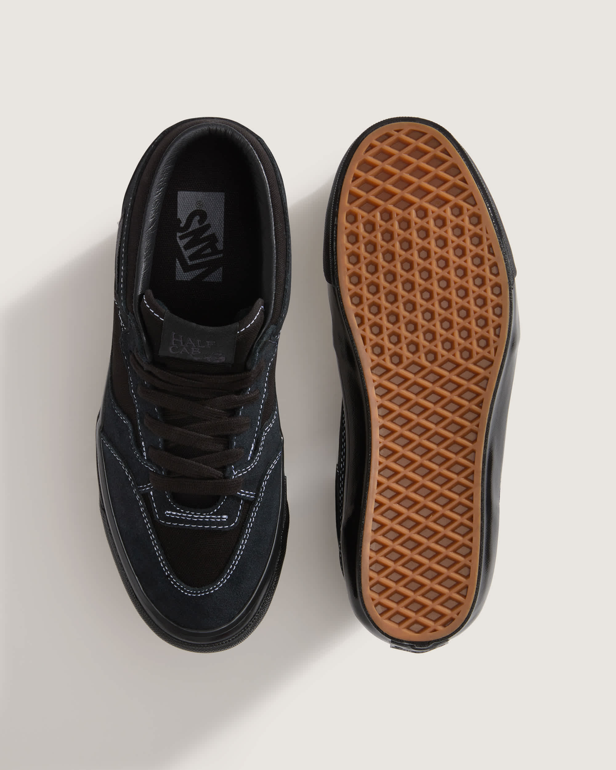 Premium Half Cab Shoes VANS Black ALT2