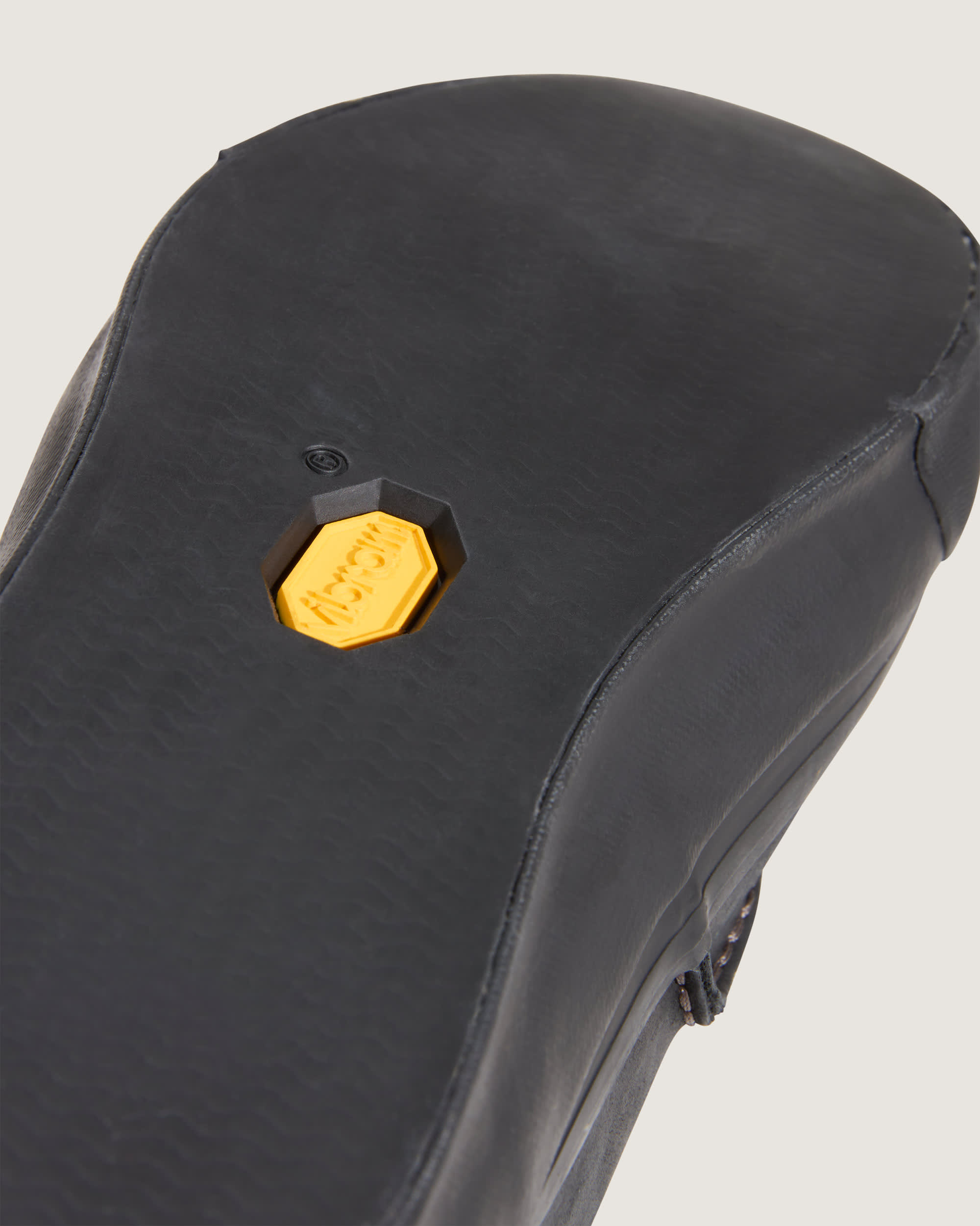 OTW by Vans Era 95 Moc Stitch Vibram VANS Noir ALT6