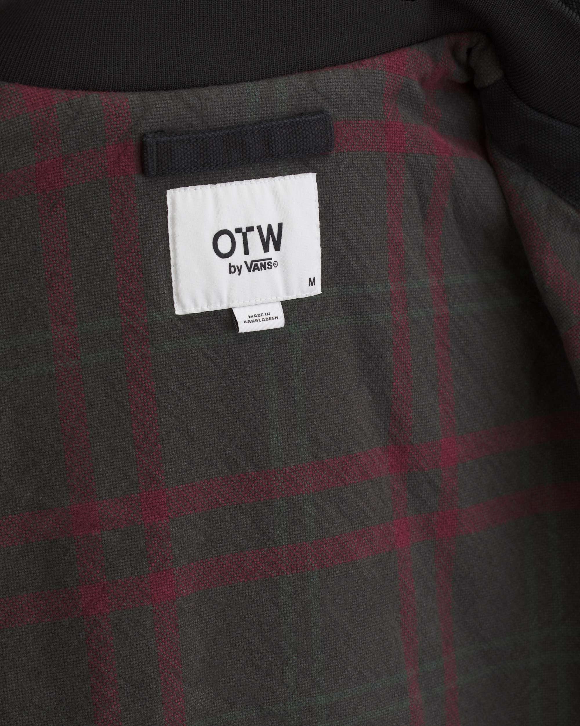 OTW Kapuzenjacke VANS Schwarz ALT6