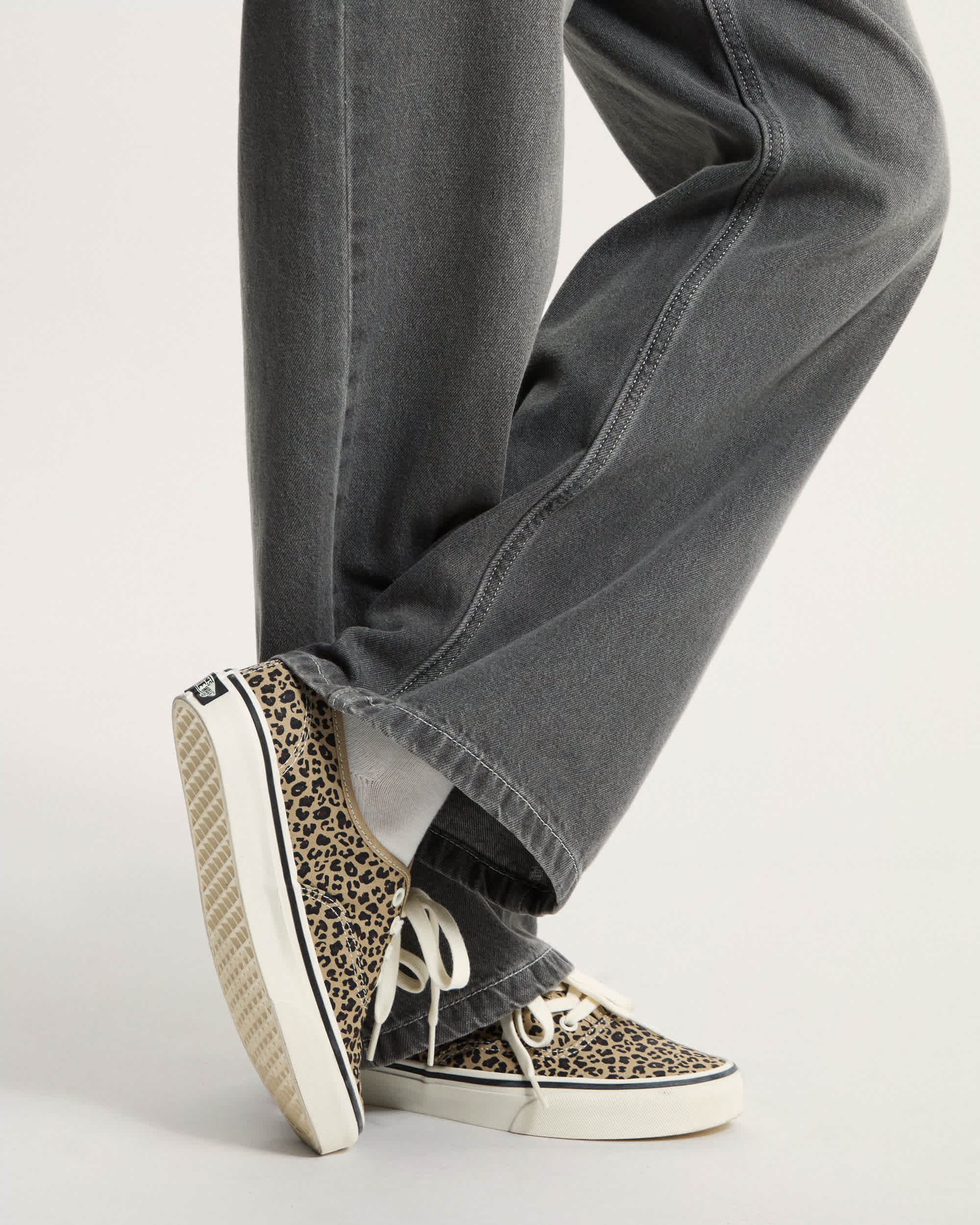 Authentic Schuhe VANS Schwarz ALT4